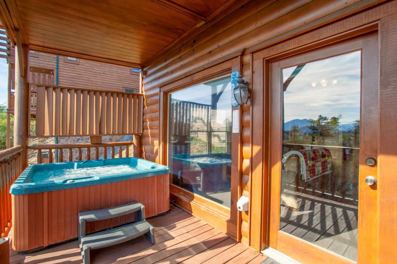 Mystic Sunrise Views Hot Tub Lounge Game Room