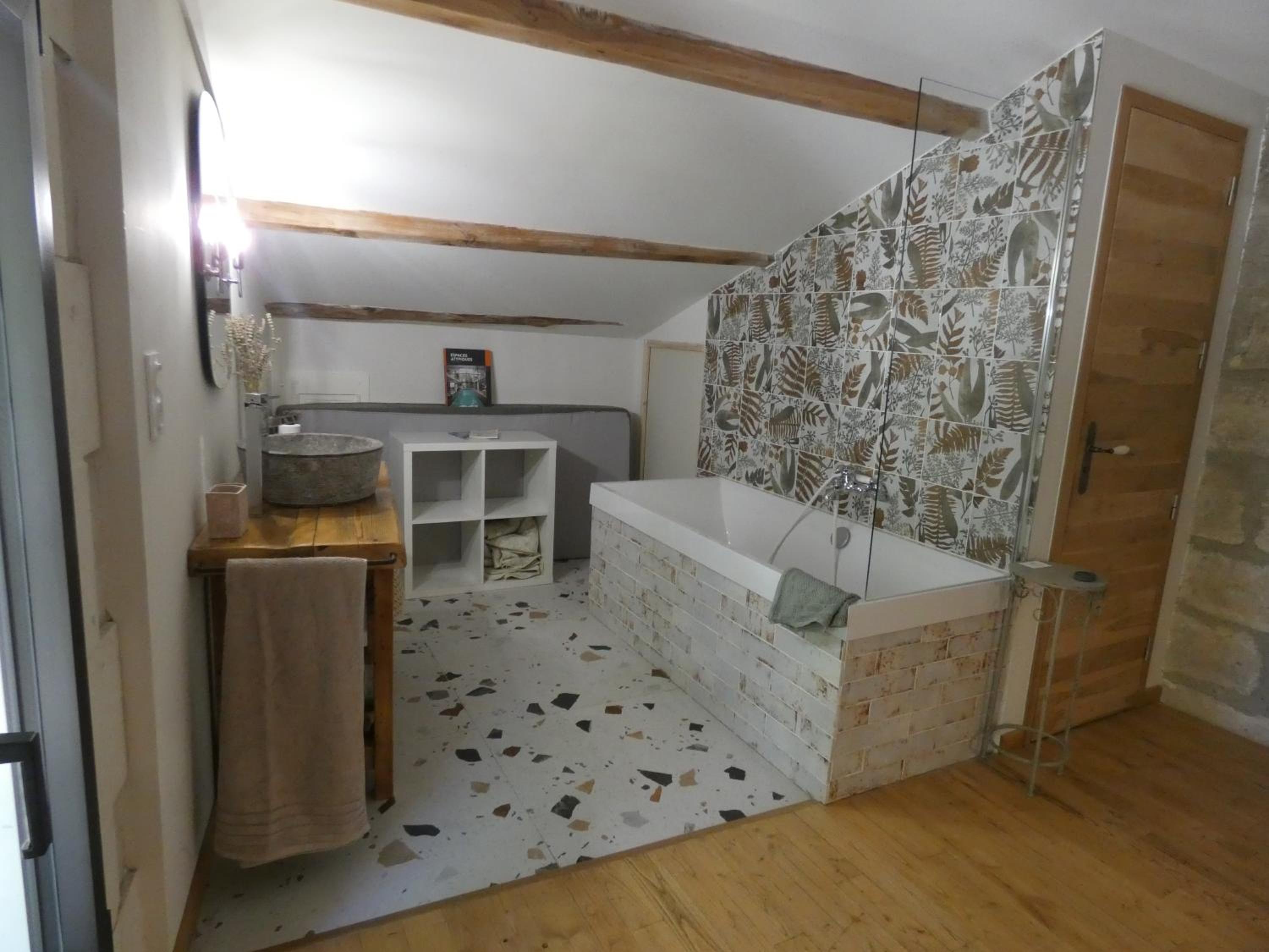Chambre d'hôtes dans une ancienne bergerie - La Bergerie du Monde, photo 18