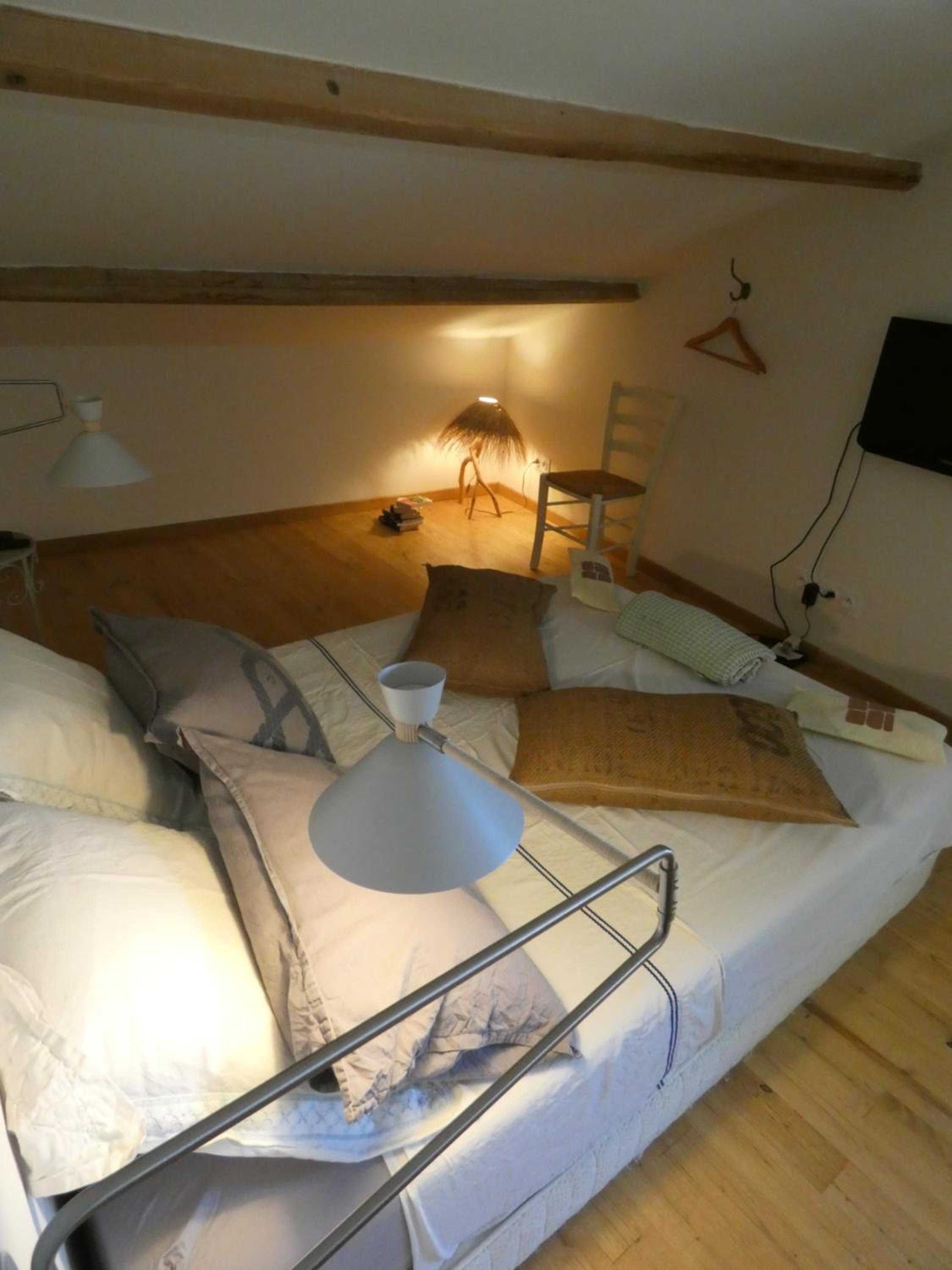 Chambre d'hôtes dans une ancienne bergerie - La Bergerie du Monde, photo 20
