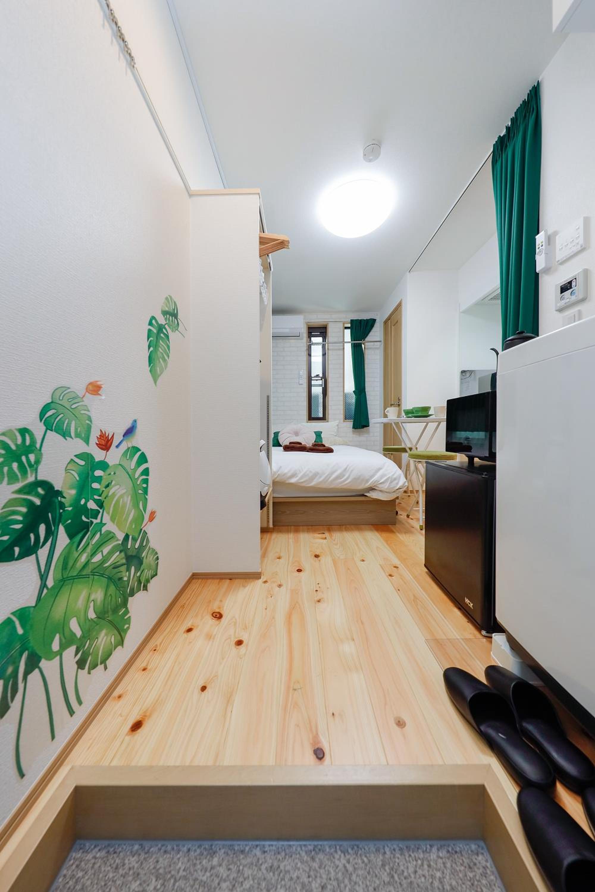 Zenith Shinjuku Hinoki by Tranova