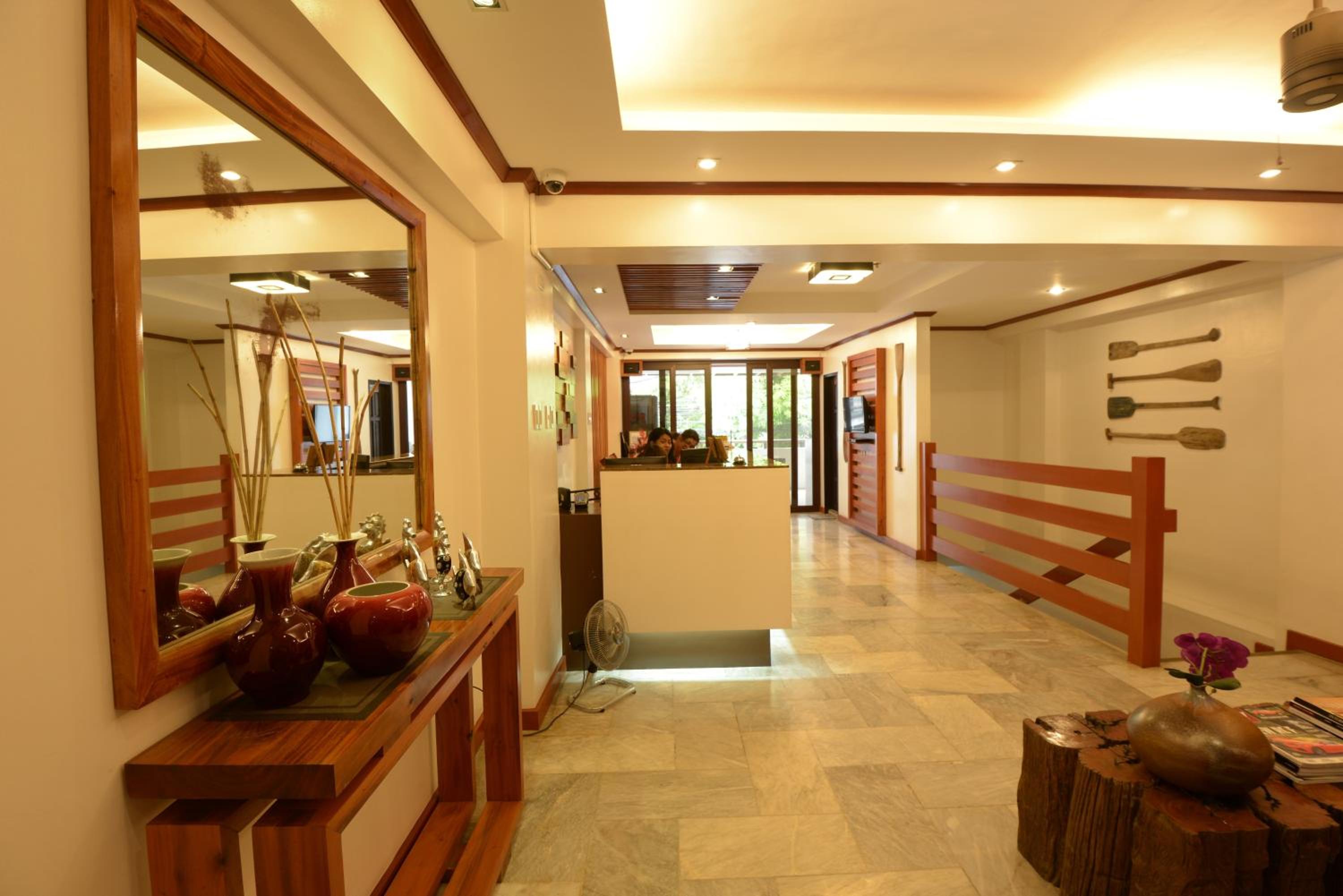 Abozza Resort