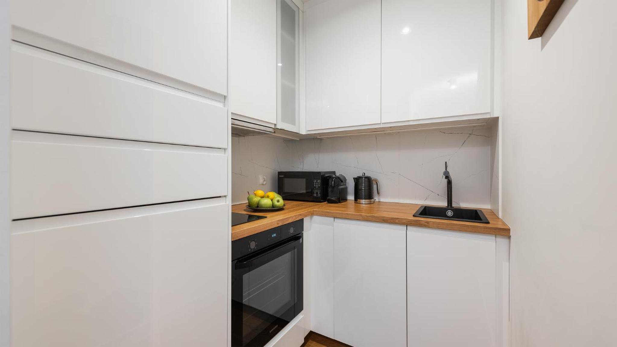 Flatbook - City Center Apartment Bank Polsk