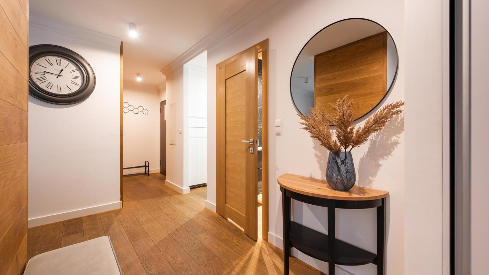Flatbook - City Center Apartment Bank Polsk
