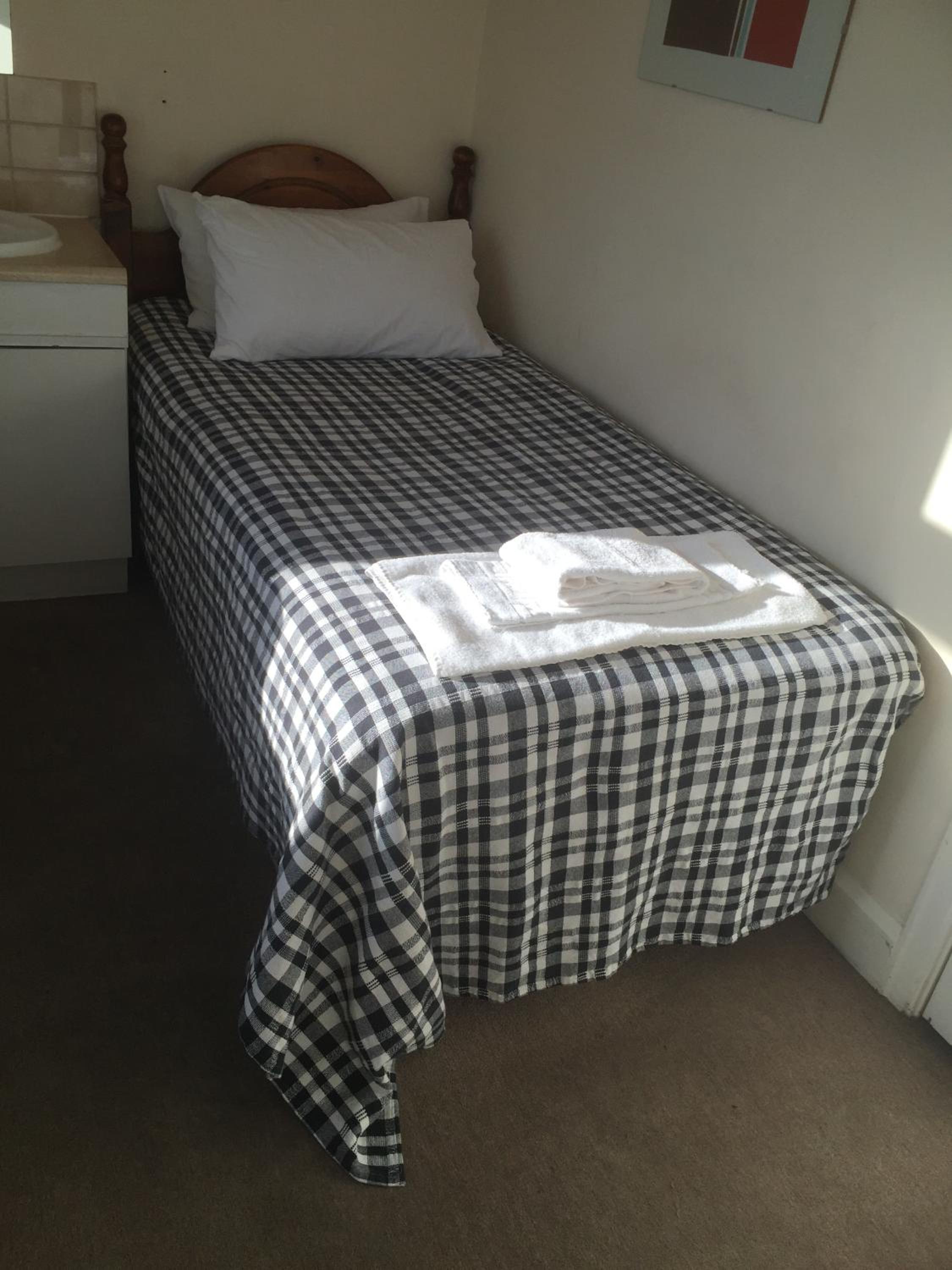 Colnbrook Lodge Guest House