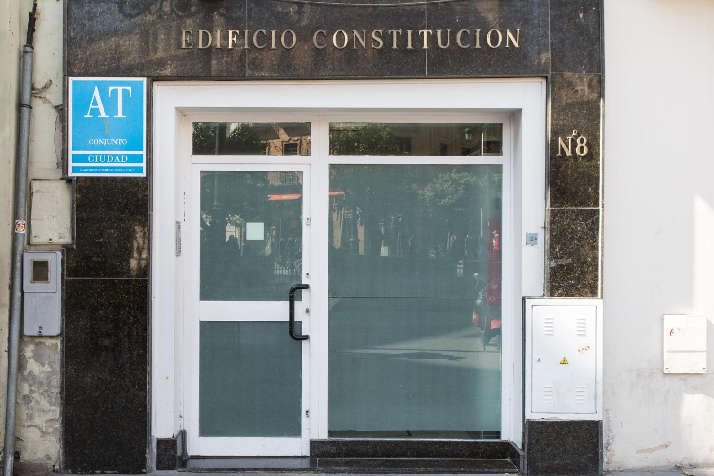 Apartamentos Edificio Constitución view 4