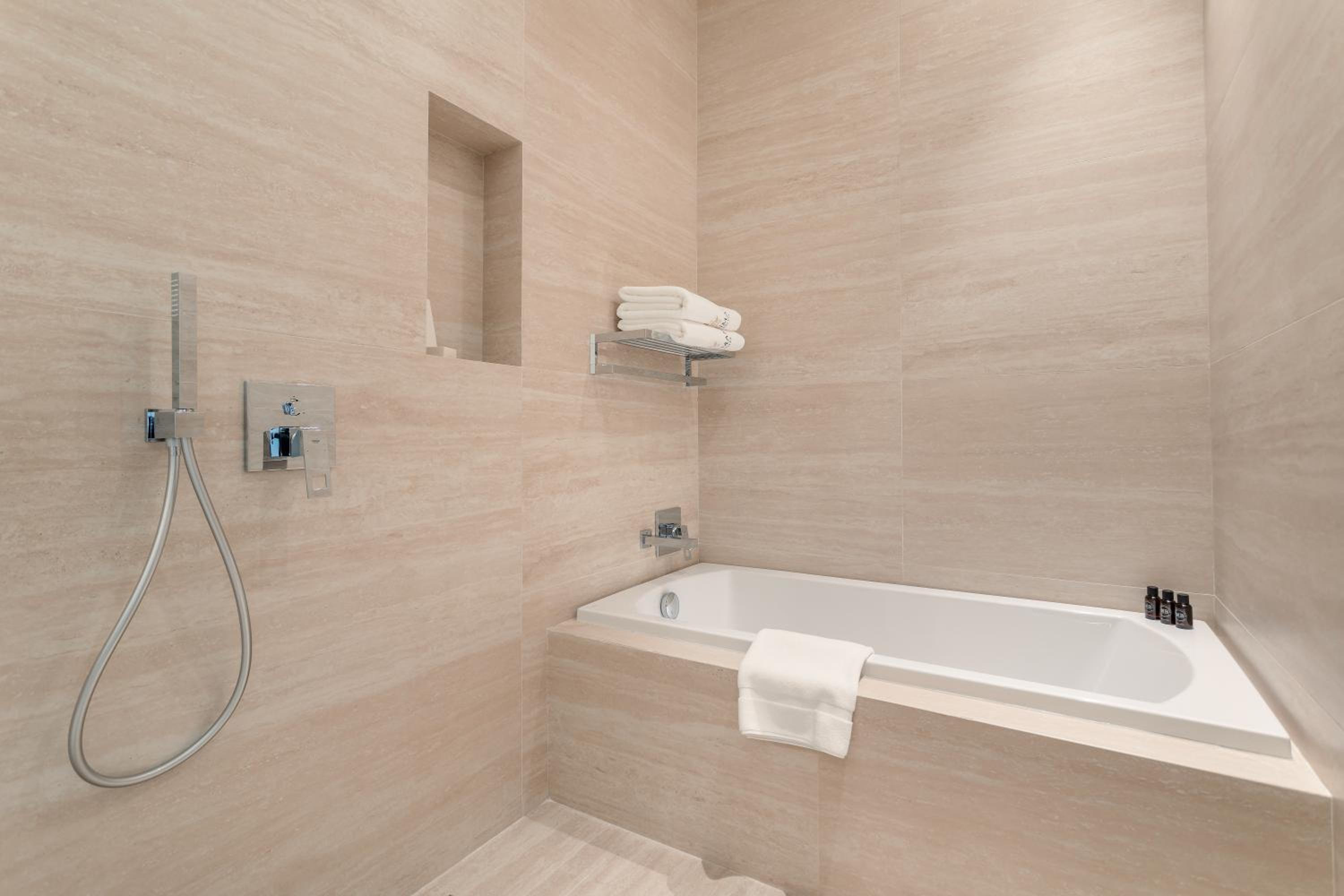 Dusit Ajman Resort & Villas, photo 12