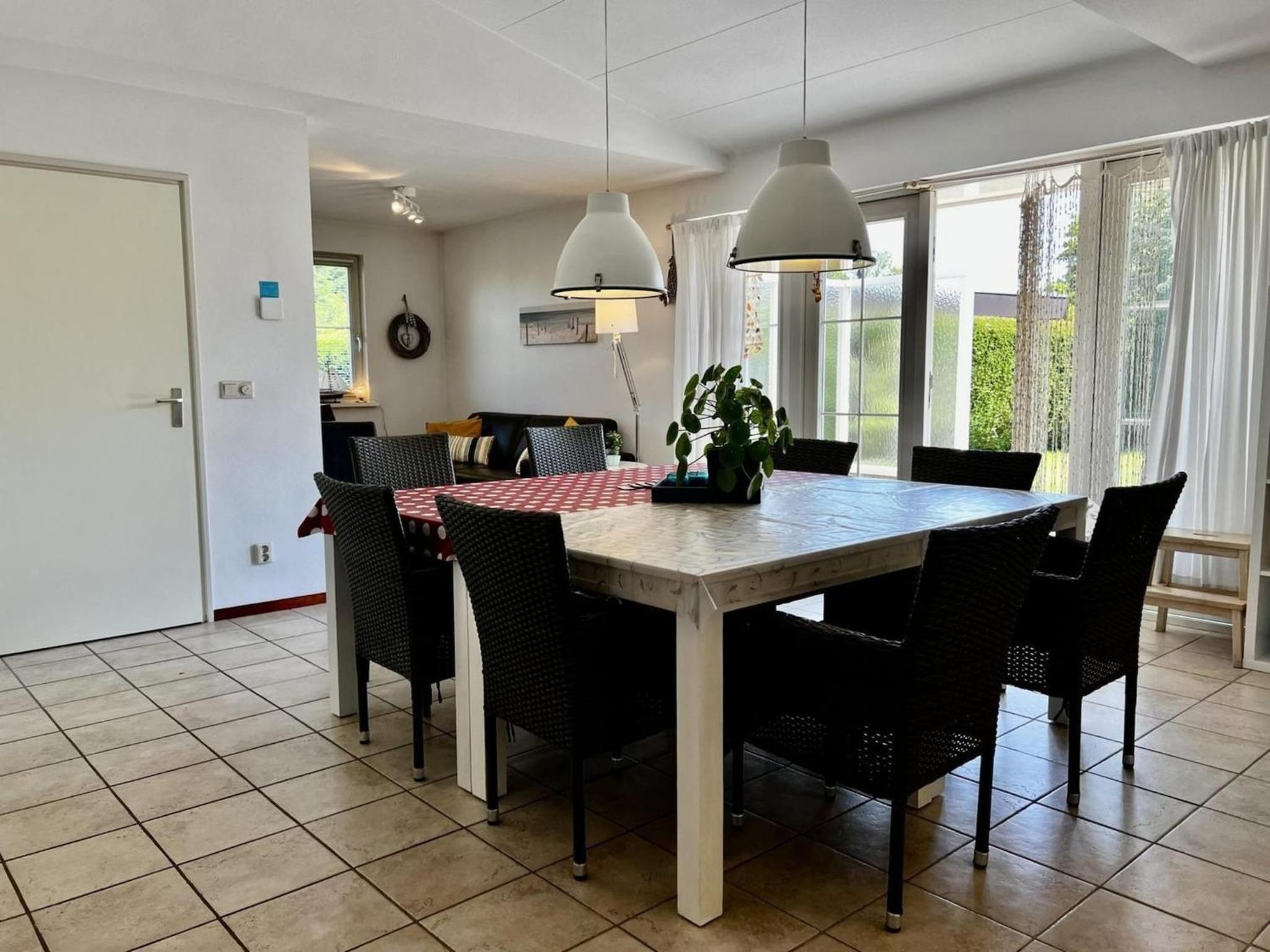 Holiday bungalow in Sint Maartenszee