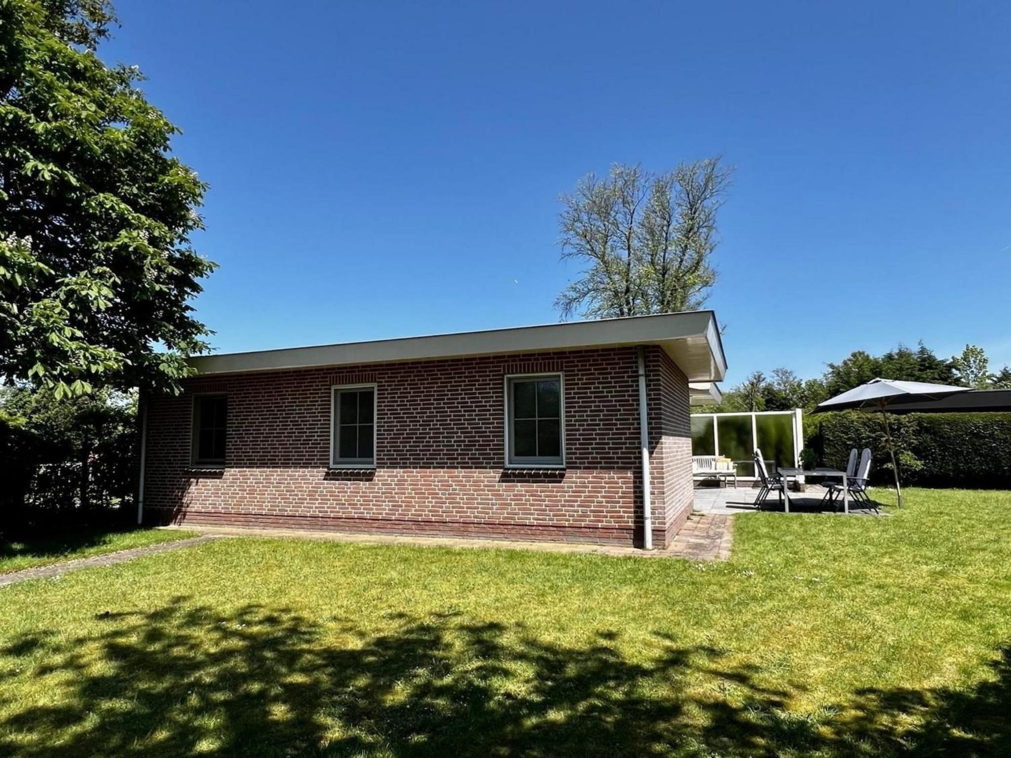 Holiday bungalow in Sint Maartenszee
