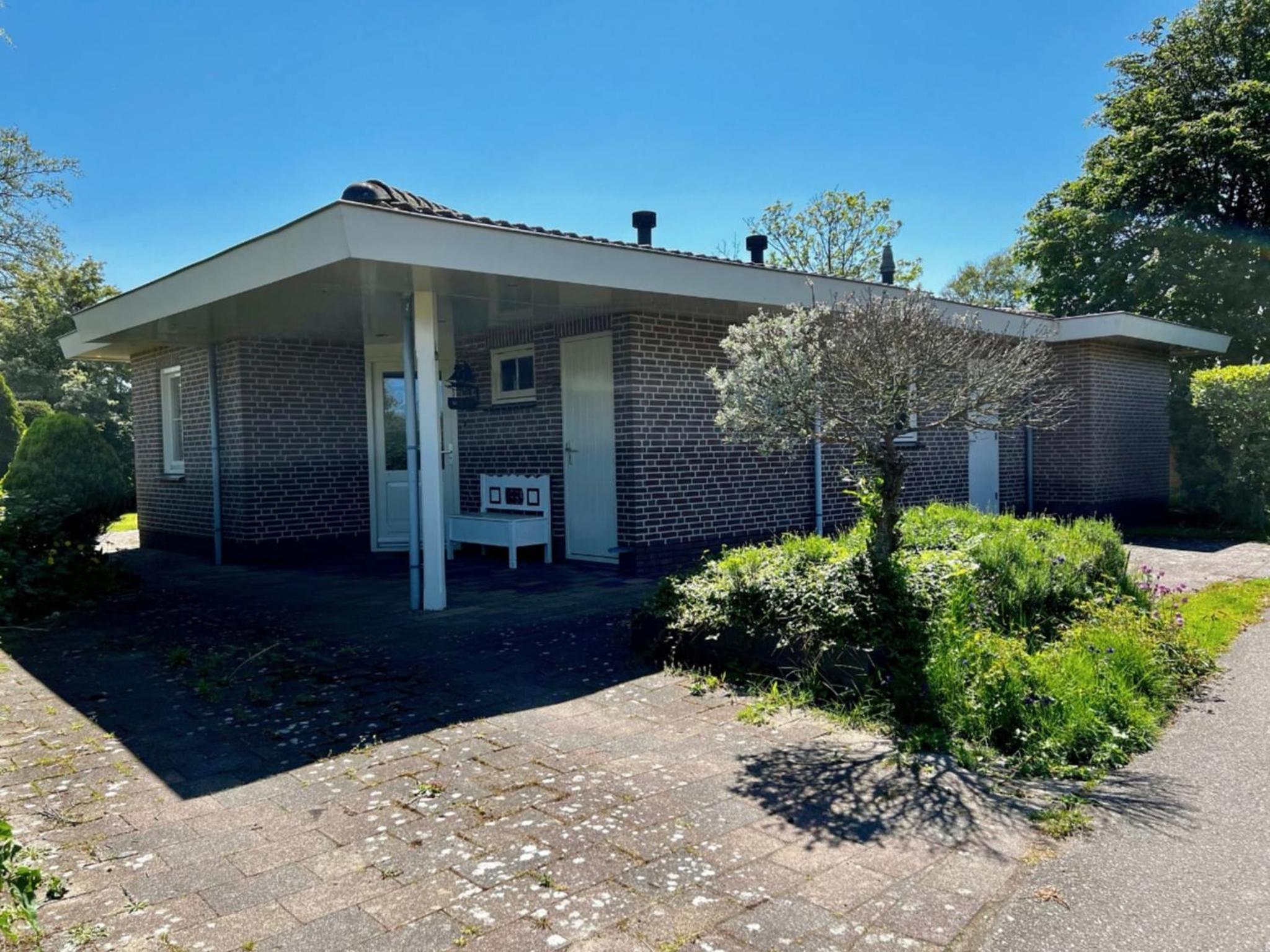 Holiday bungalow in Sint Maartenszee