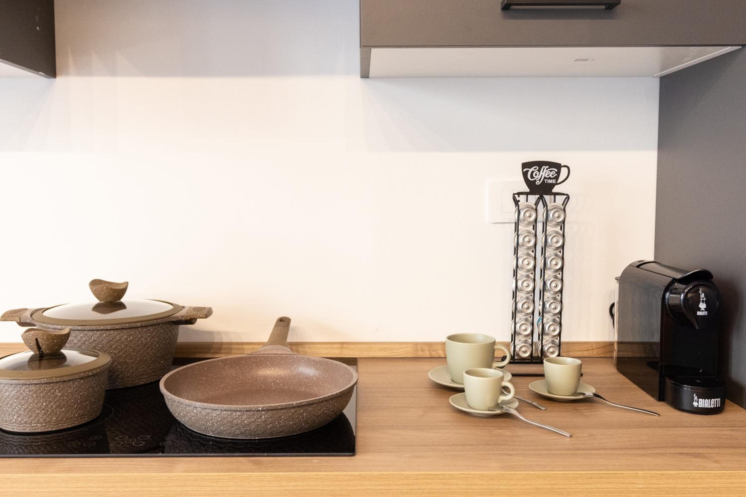 Urban Chic Luxury Suite Apartments