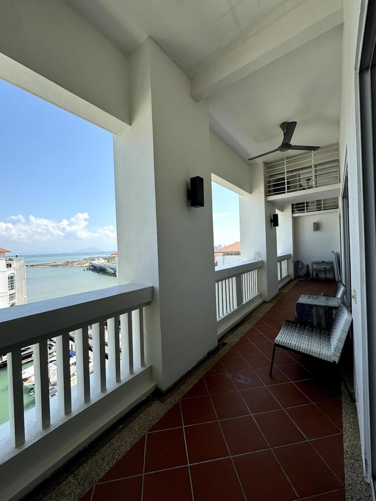 Marina Suite with Seafront Sunrise View