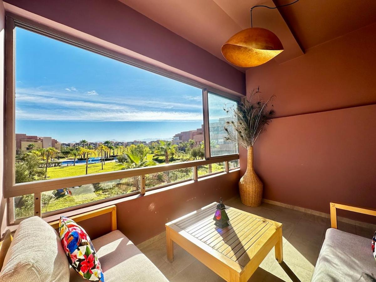 Exceptional Golf View Apartment, Prestigia