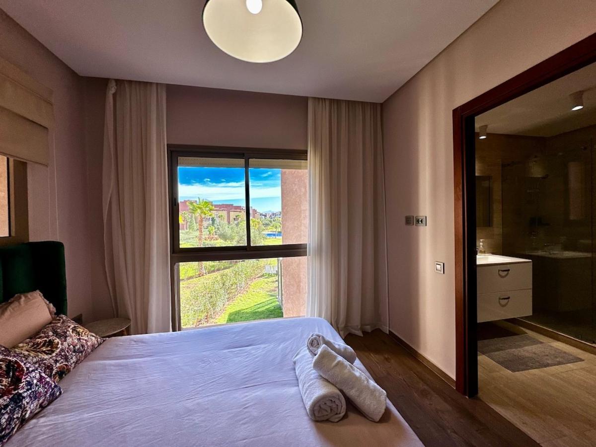 Exceptional Golf View Apartment, Prestigia