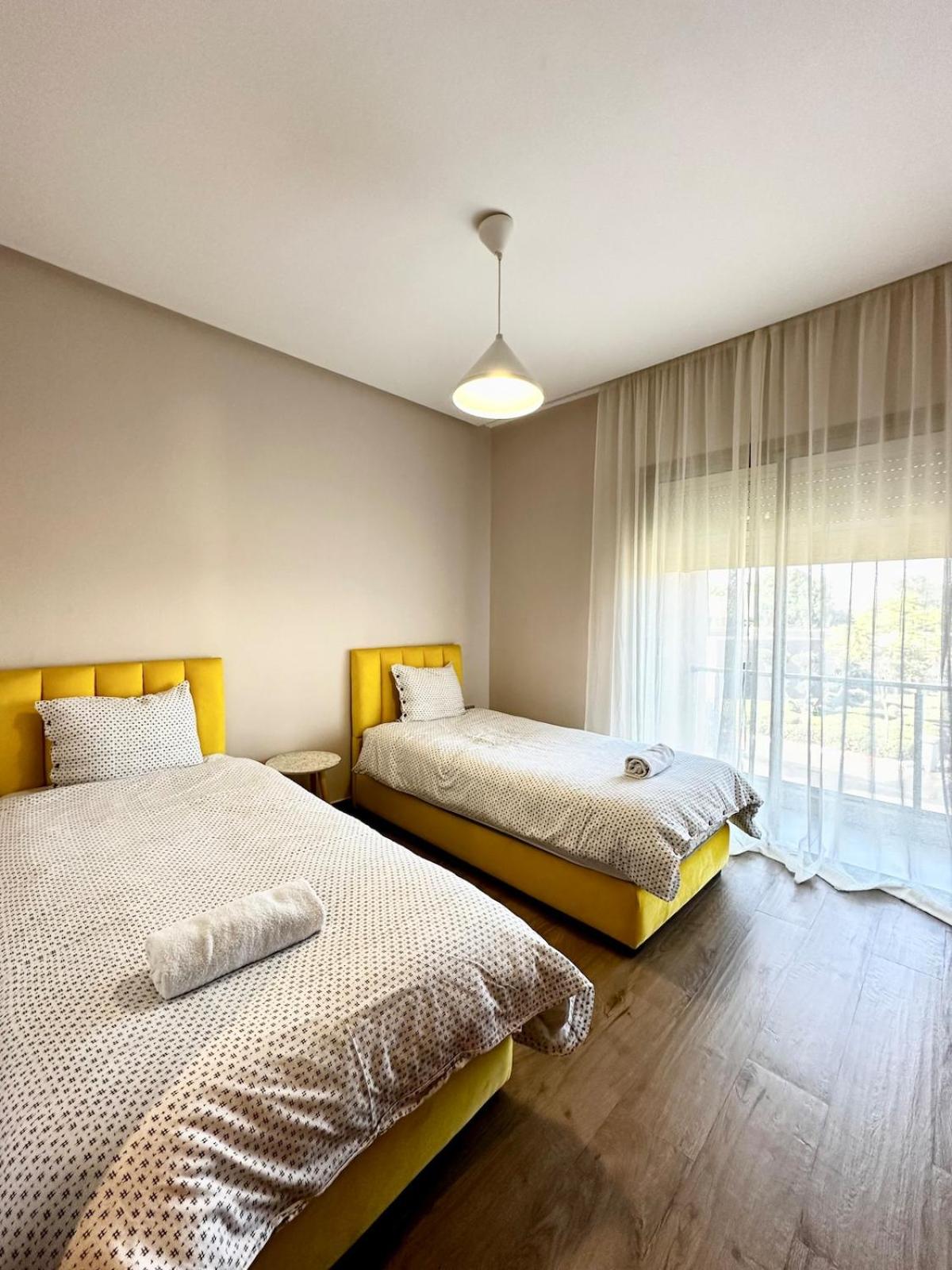 Exceptional Golf View Apartment, Prestigia