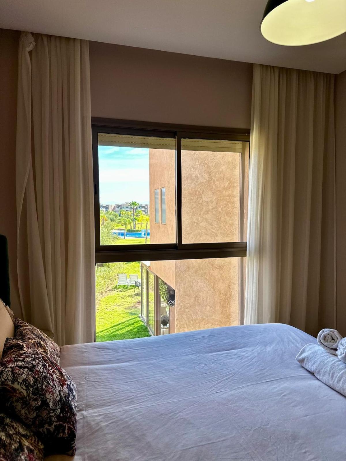 Exceptional Golf View Apartment, Prestigia