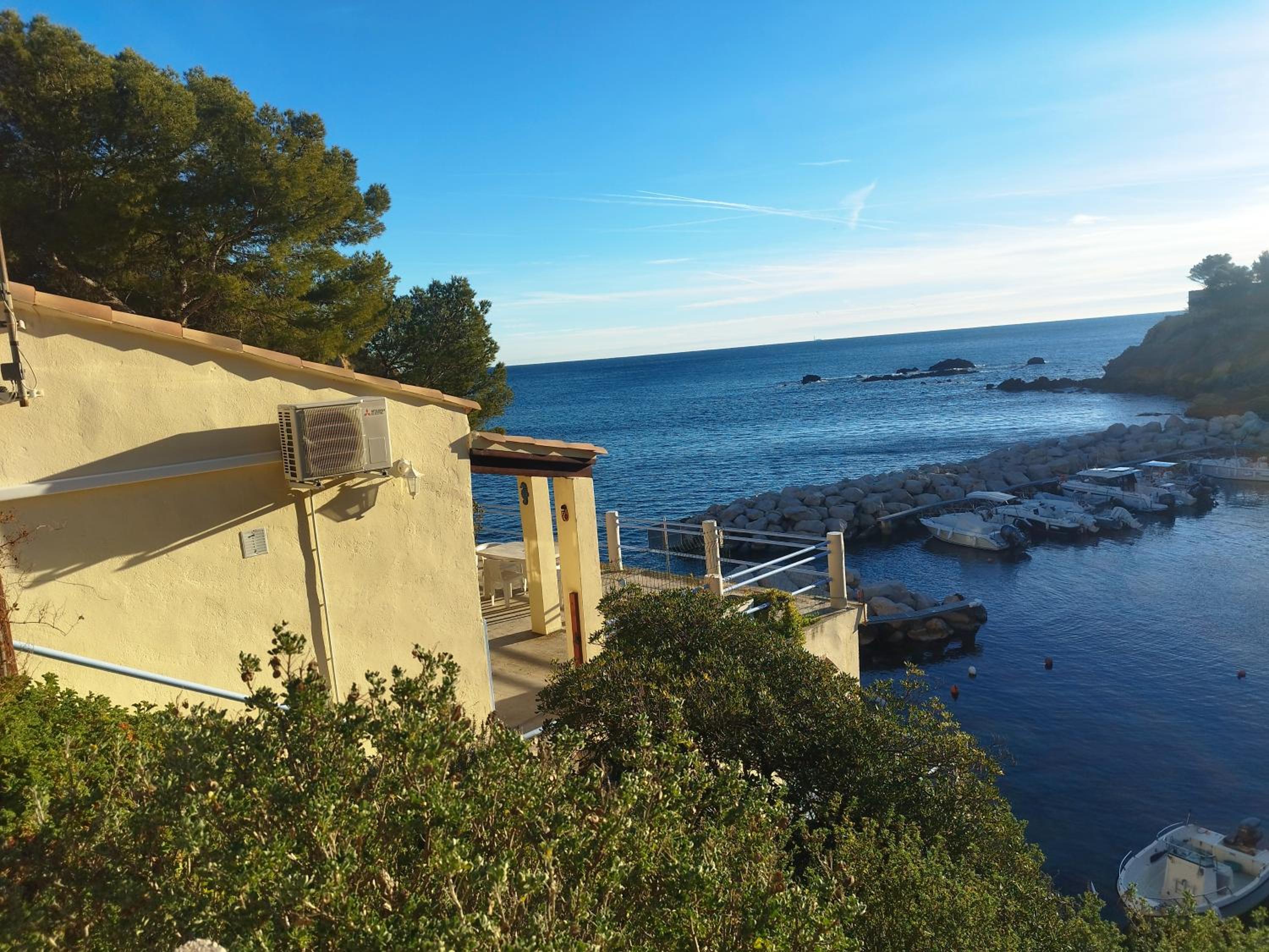 GITE TOUT CONFORT Parc UNESCO des CALANQUES LA VESSE