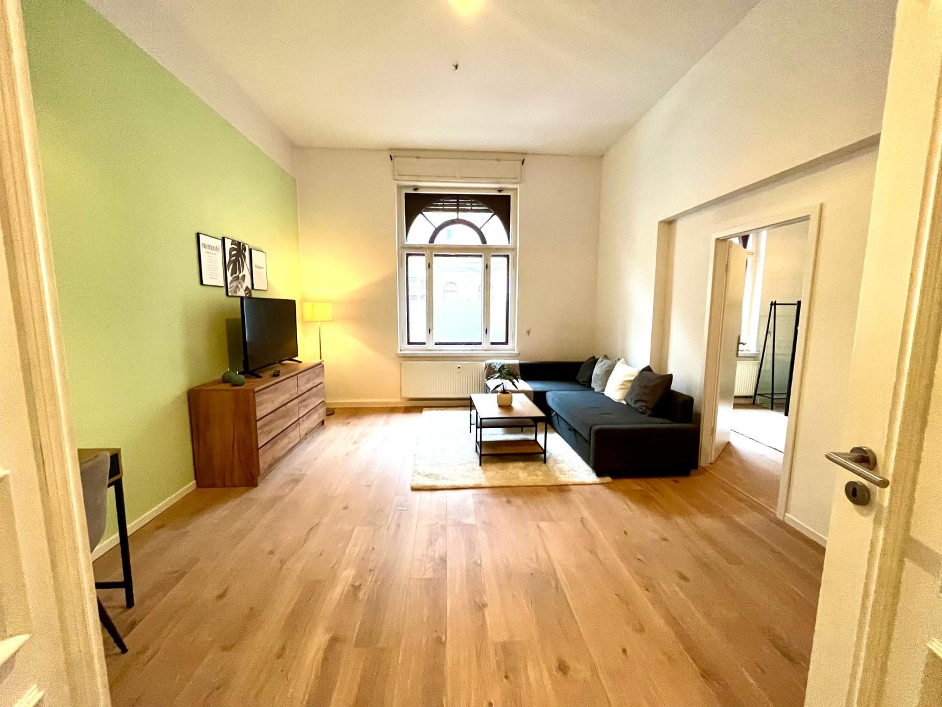 Großzügiges Apartment mit PKW-Stellplatz, Monteursunterkunft
