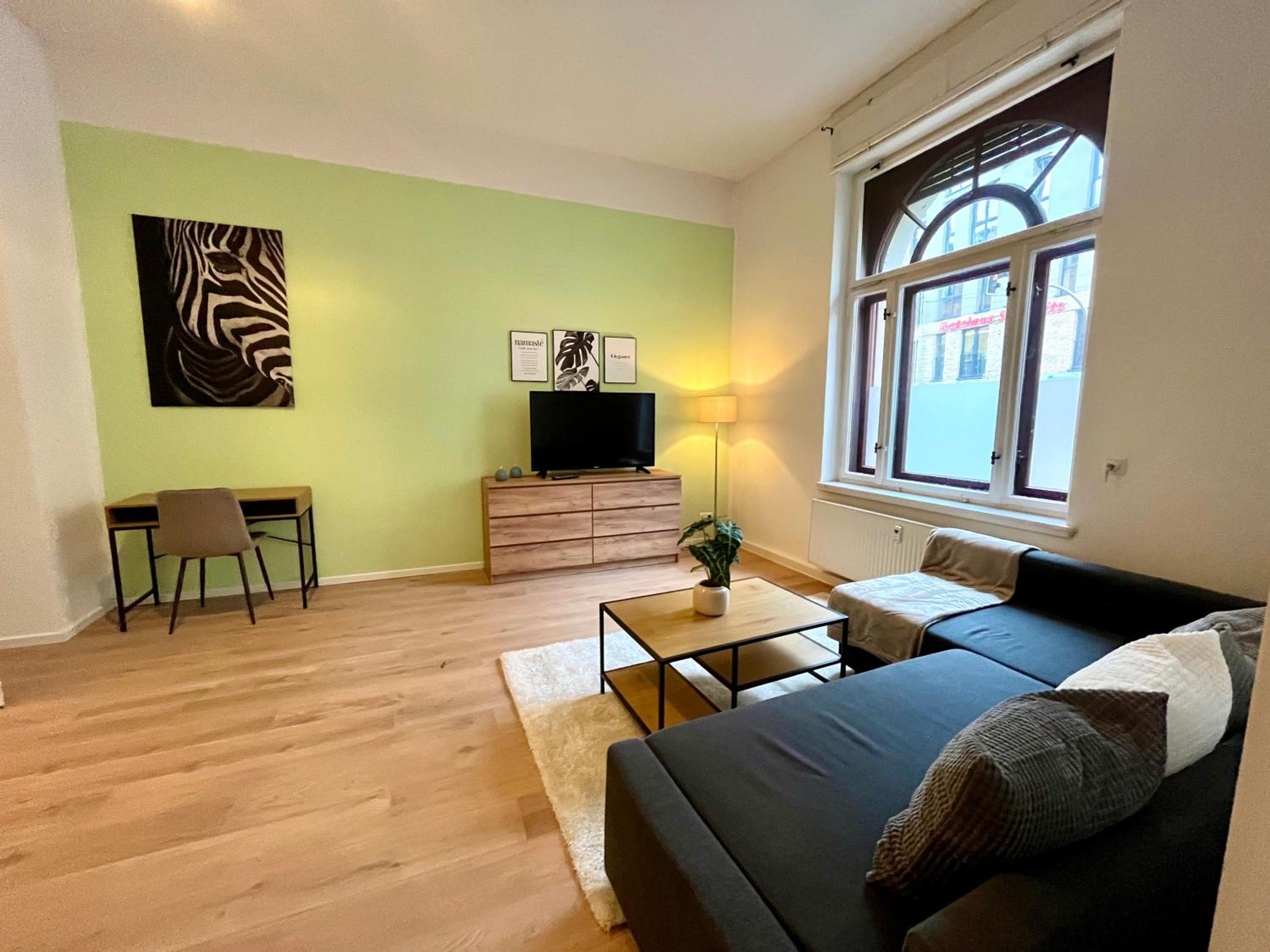 Großzügiges Apartment mit PKW-Stellplatz, Monteursunterkunft