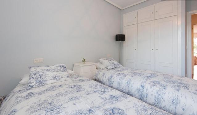 Apartamento con Jardín