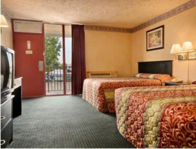 Knights Inn South Hackensasck