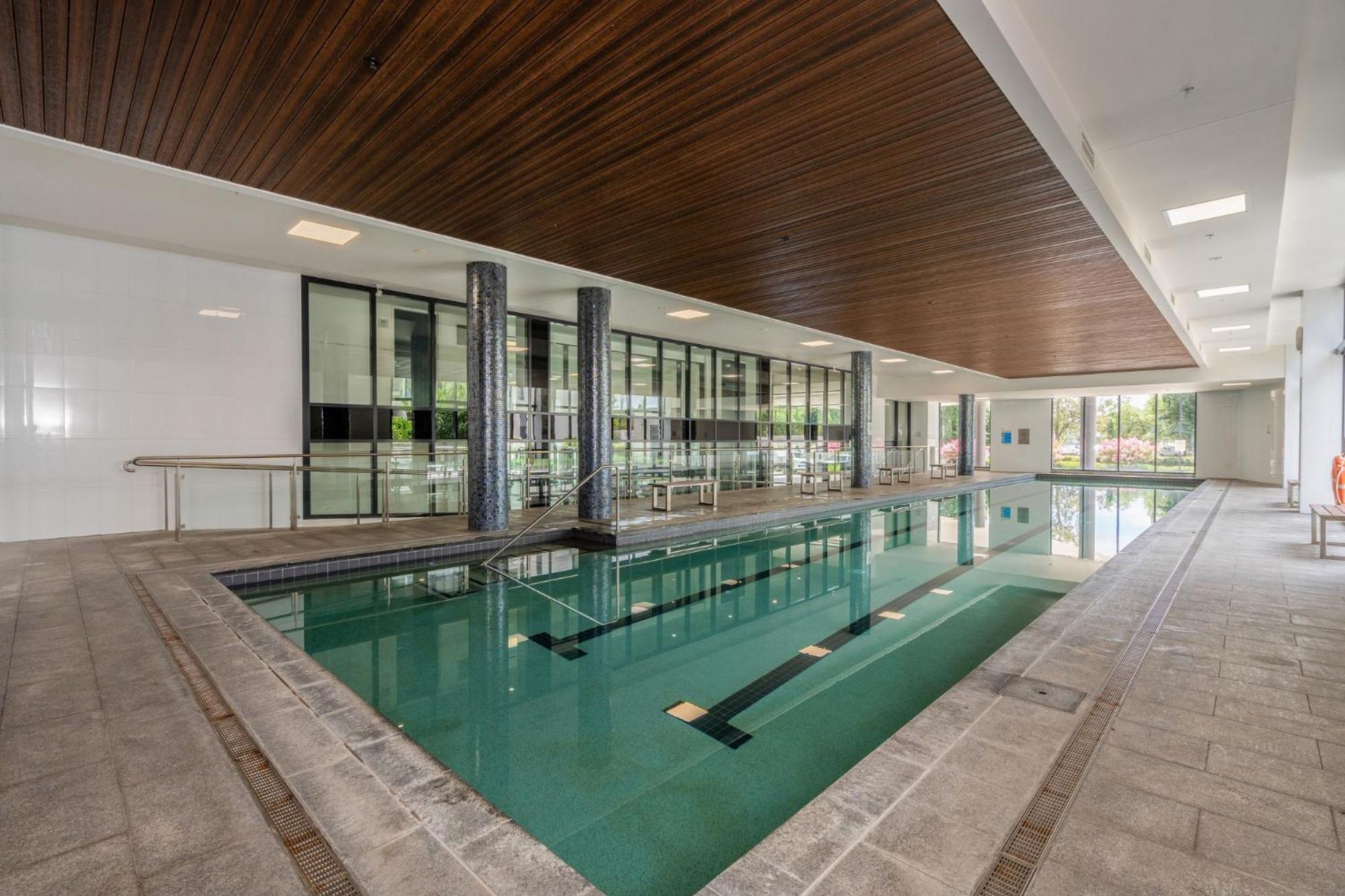 Bright 2-Bed Flat Near City Amenities