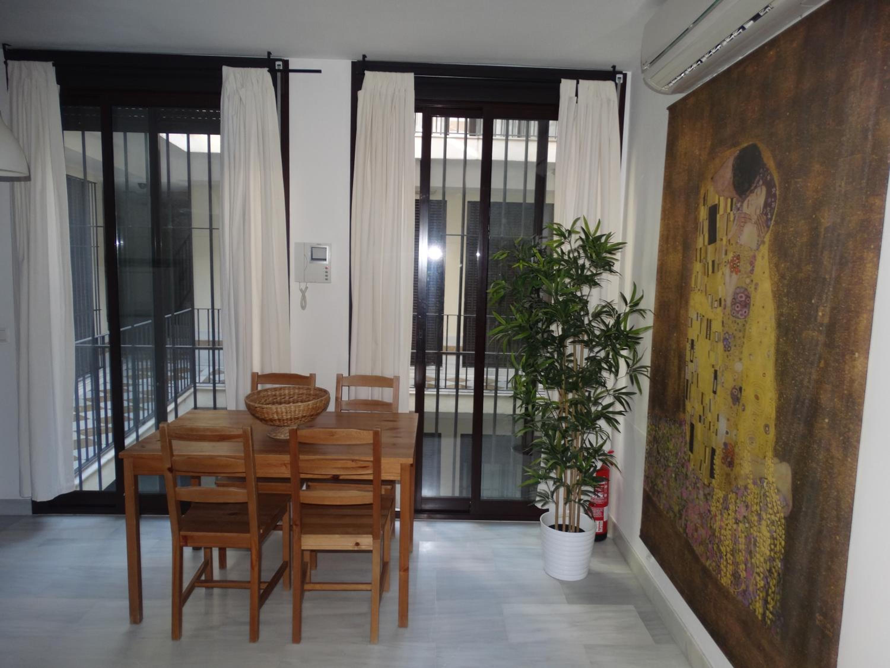 Málaga Apartamentos - Jinetes, 13