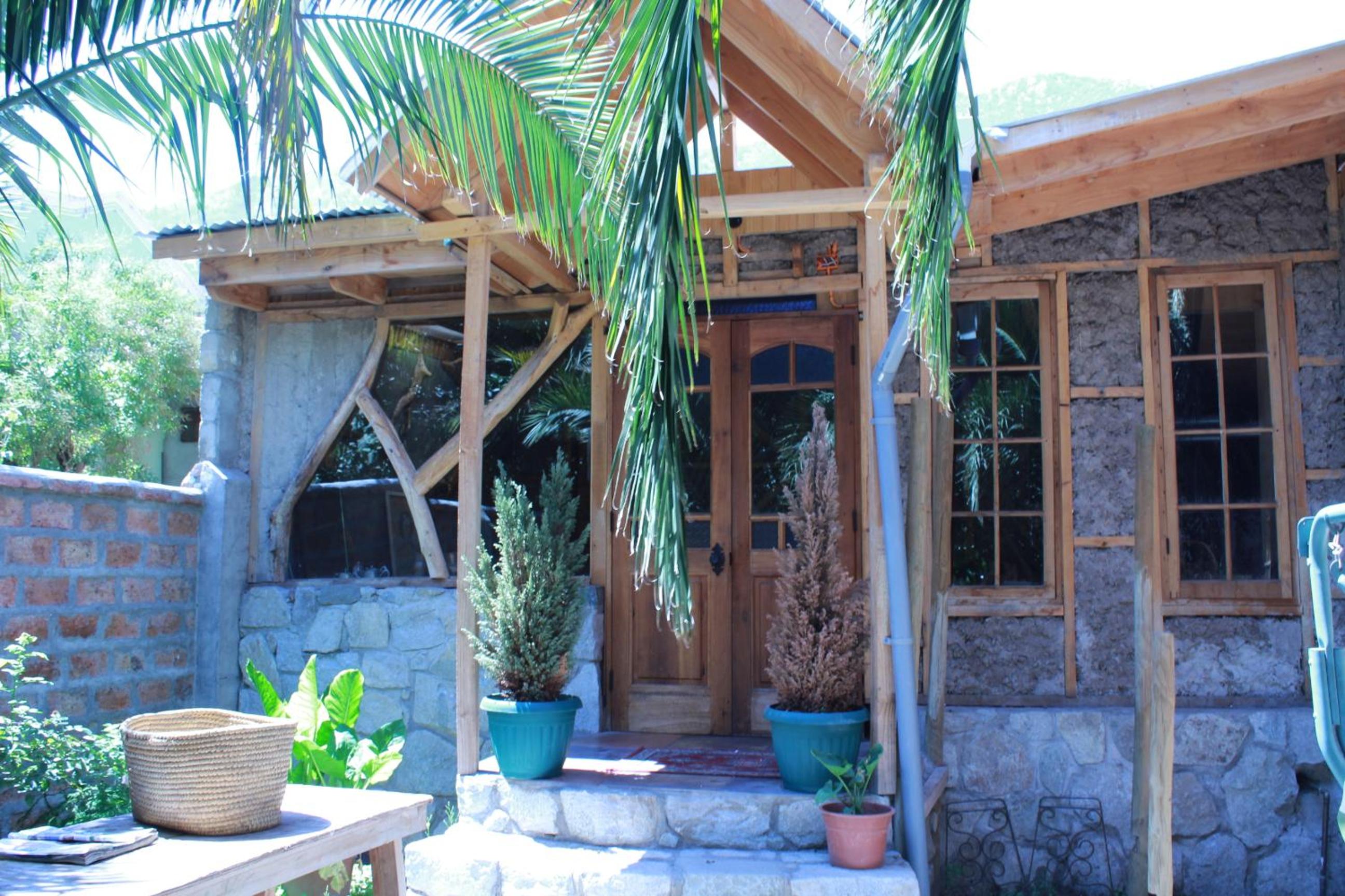 Hotel Casa En La Precordillera - Image 1