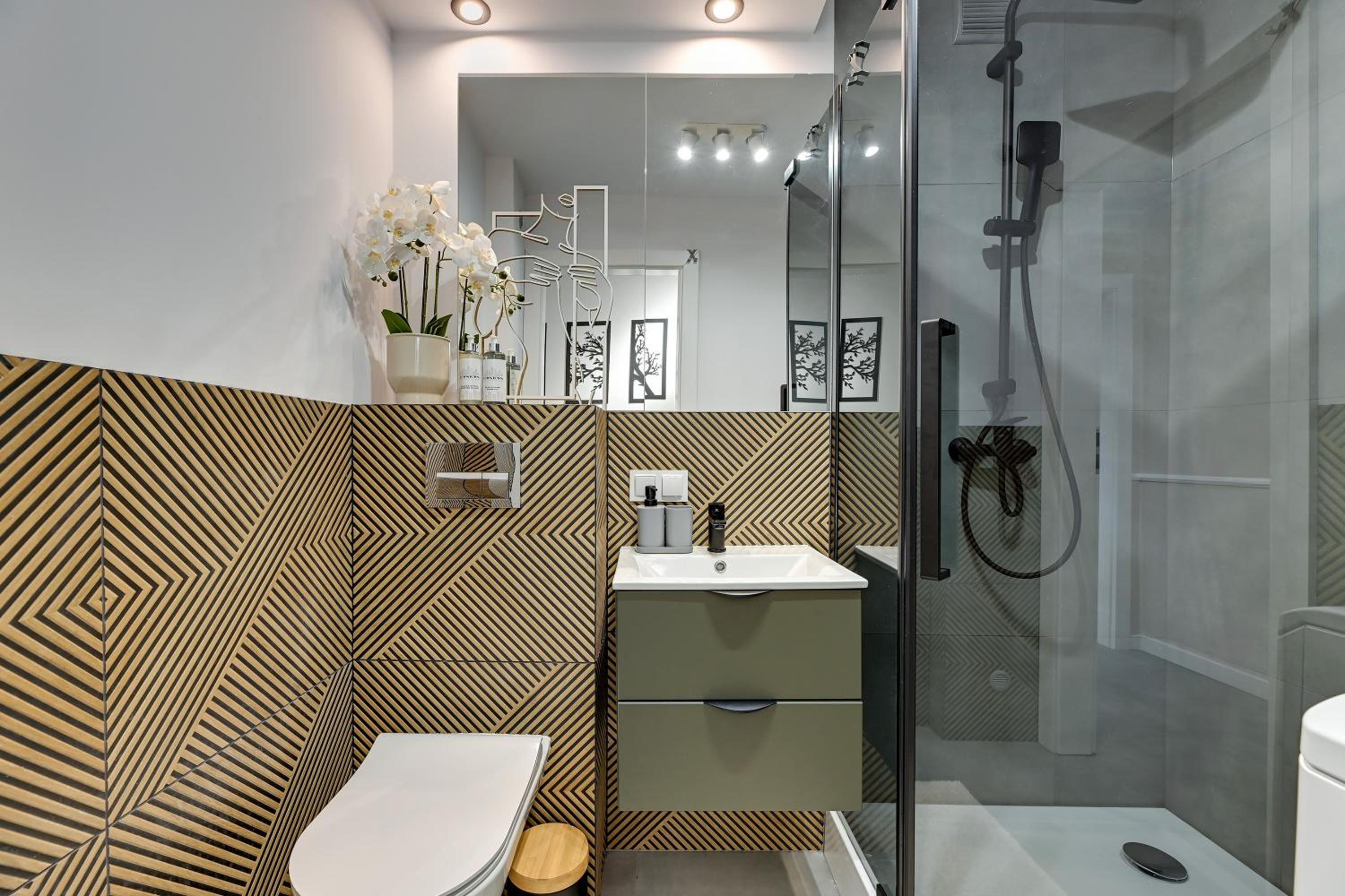 Hallera by Downtown Apartments