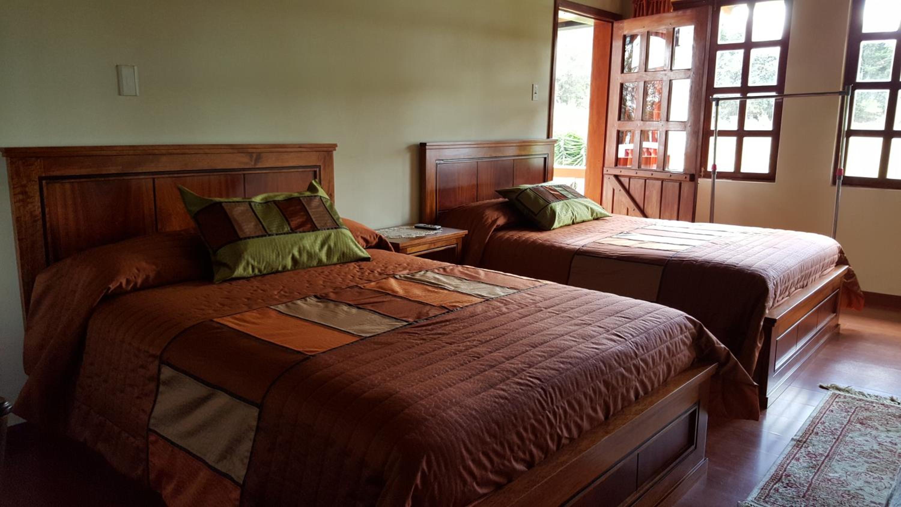 Hosteria San Carlos Tababela