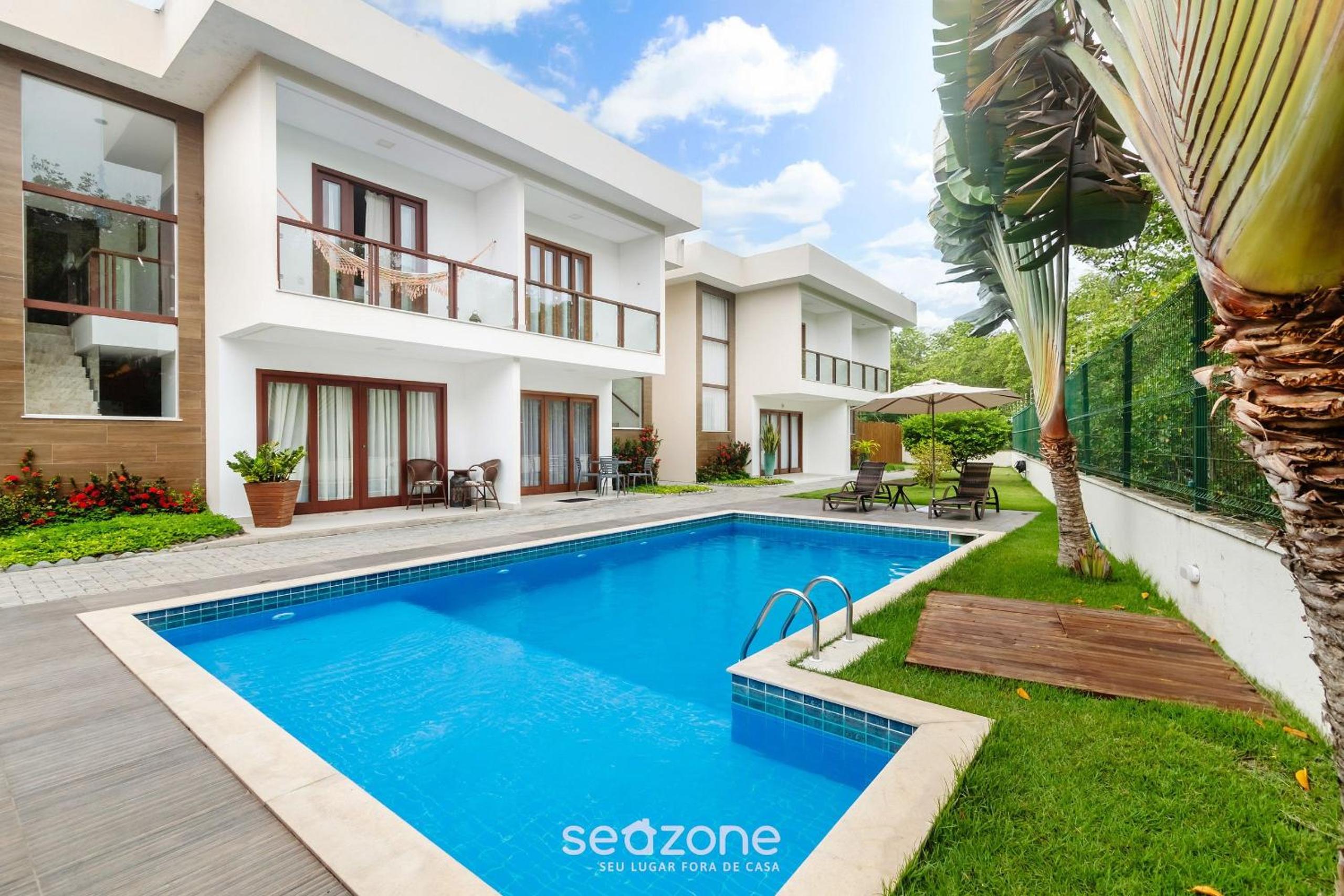 House w/ pool 180m from Beach in Arraial PBR0003