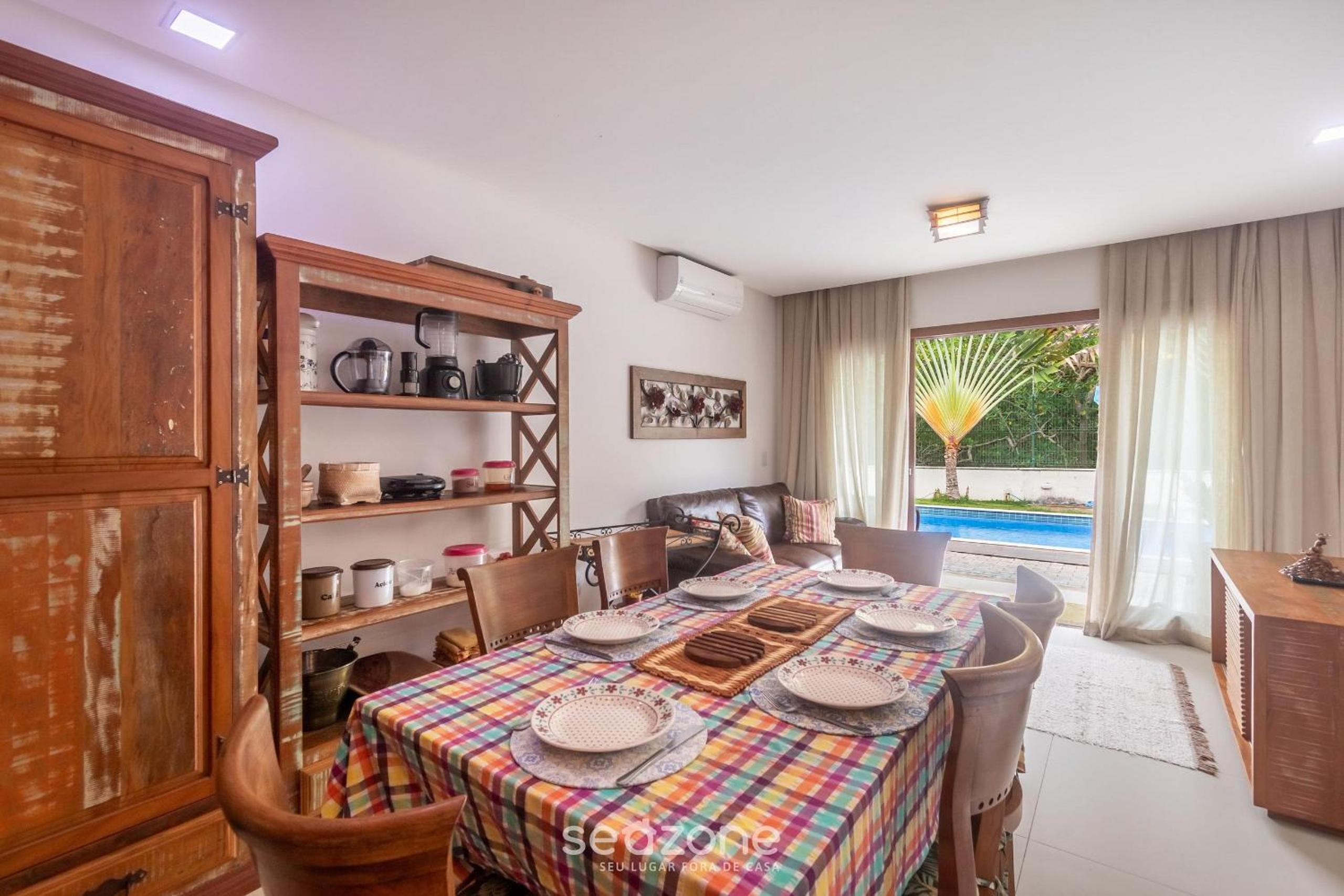 House w/ pool 180m from Beach in Arraial PBR0003