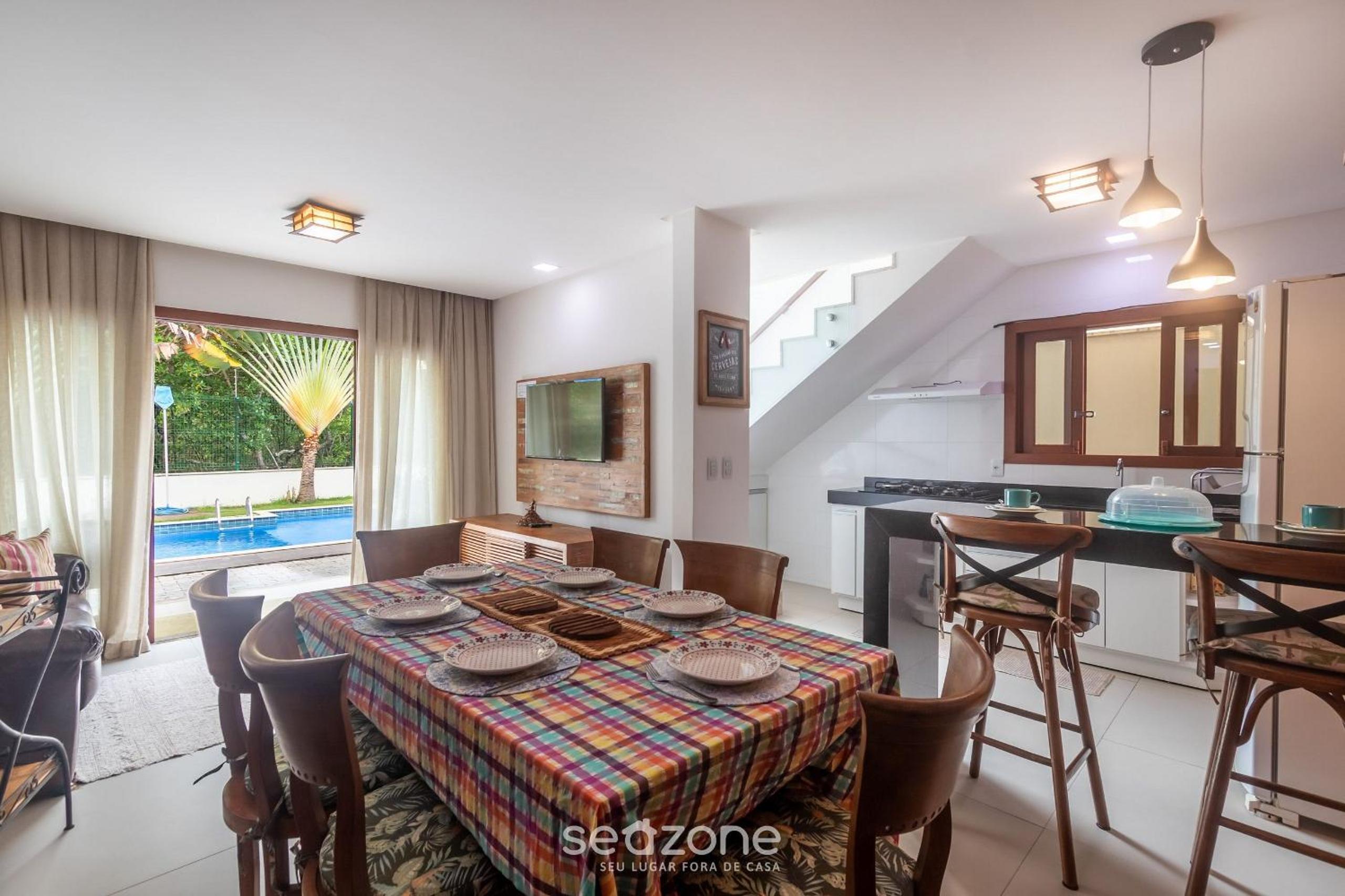 House w/ pool 180m from Beach in Arraial PBR0003