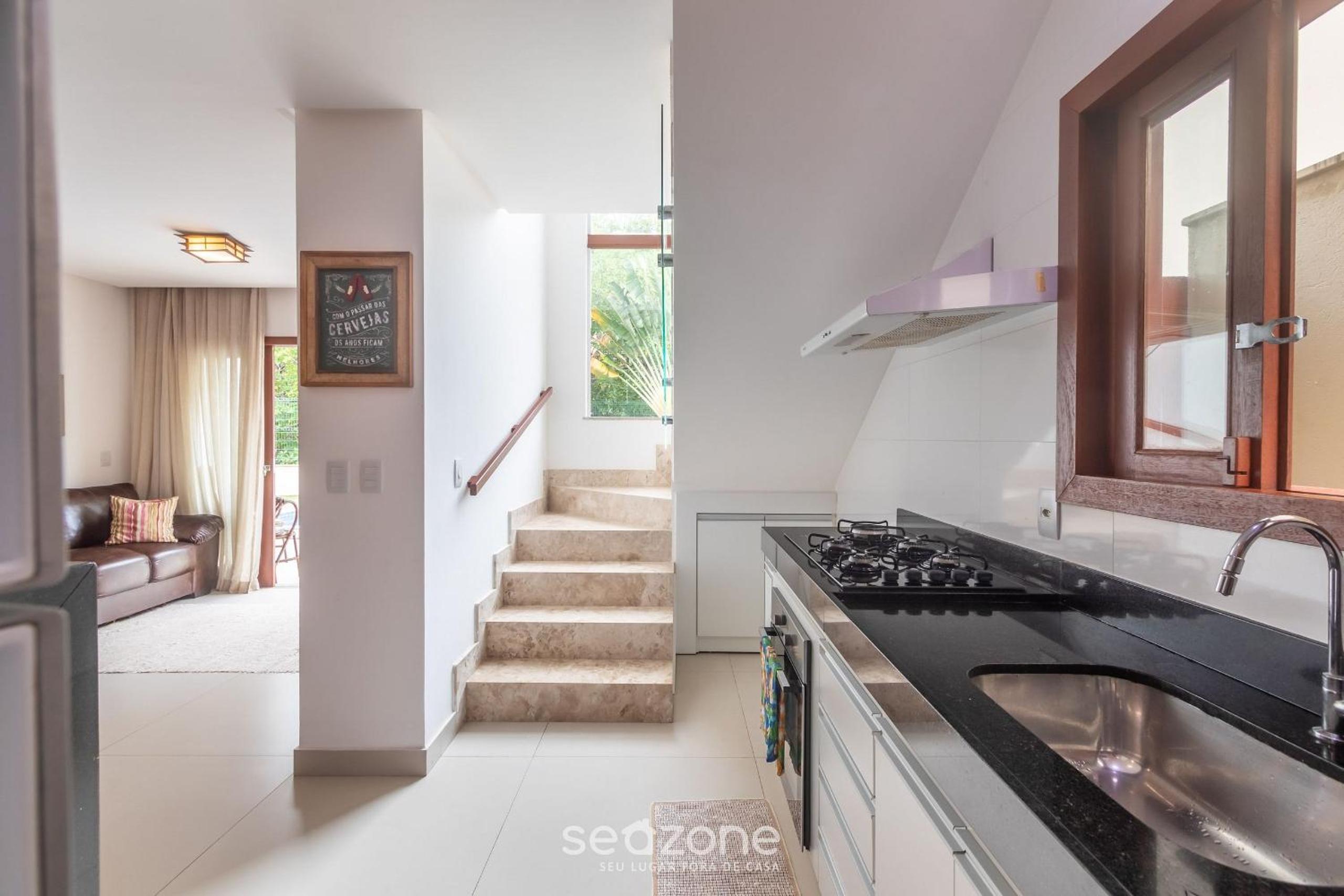 House w/ pool 180m from Beach in Arraial PBR0003
