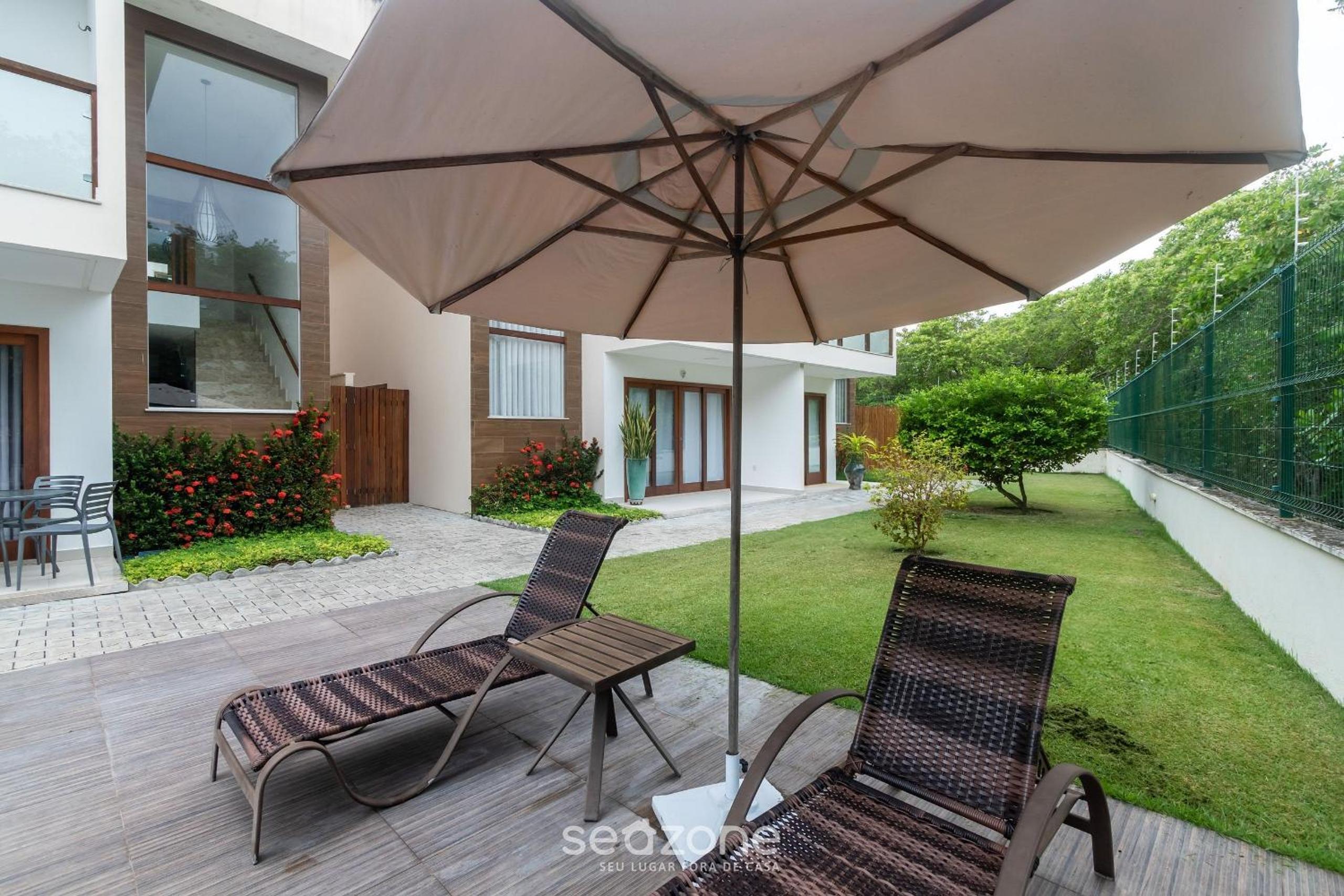 House w/ pool 180m from Beach in Arraial PBR0003