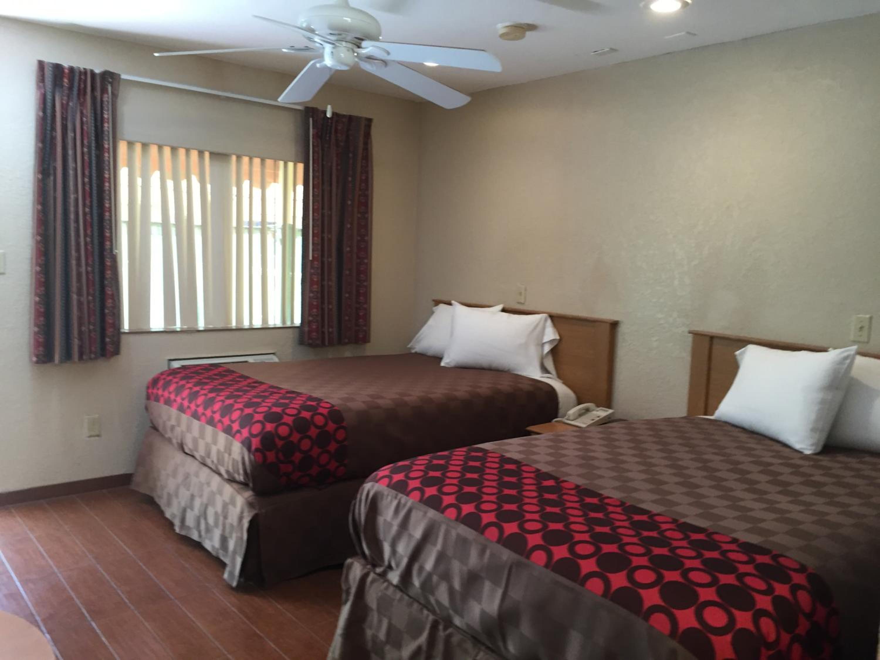 Townhouse Inn and Suites