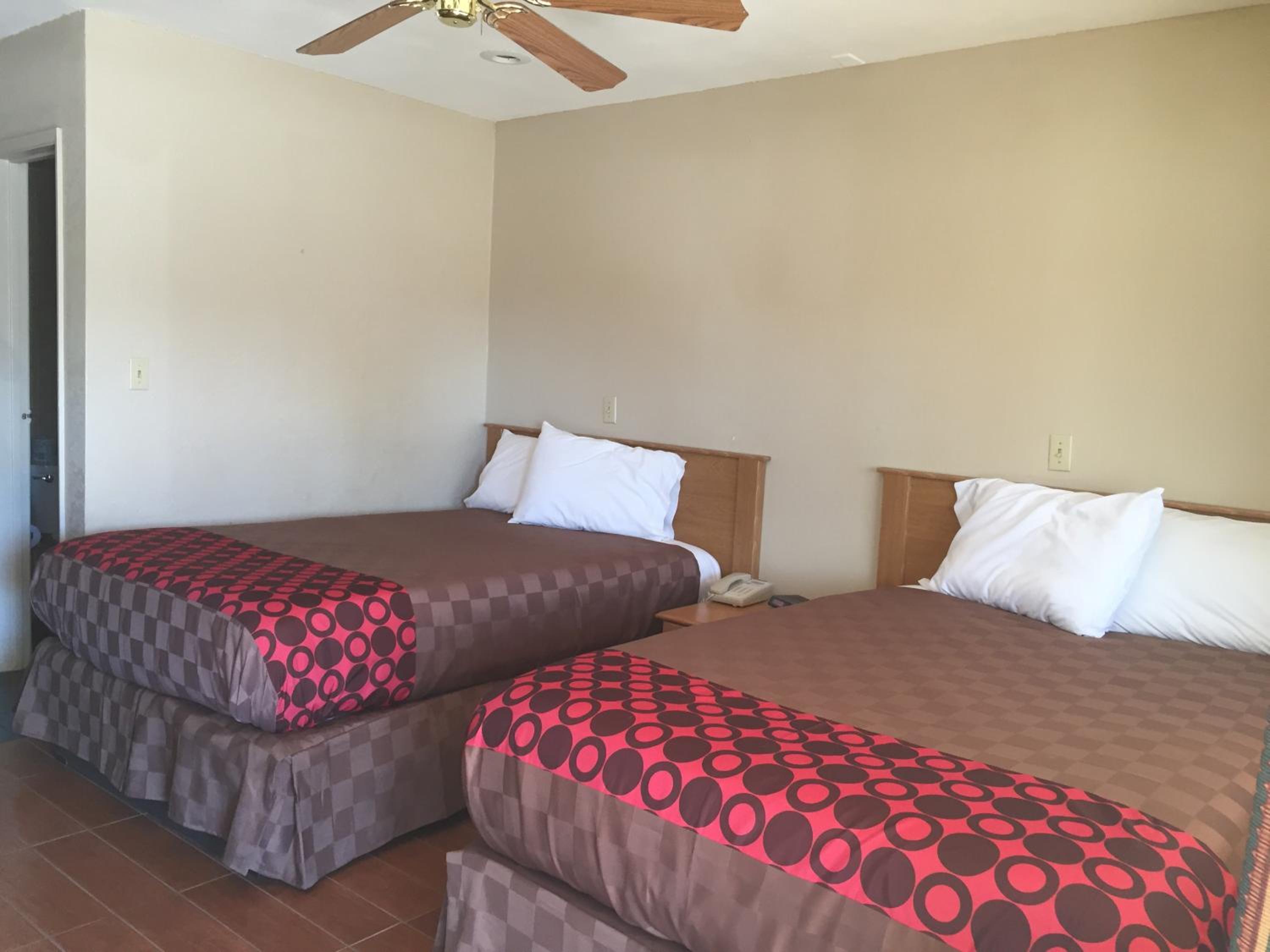 Townhouse Inn and Suites