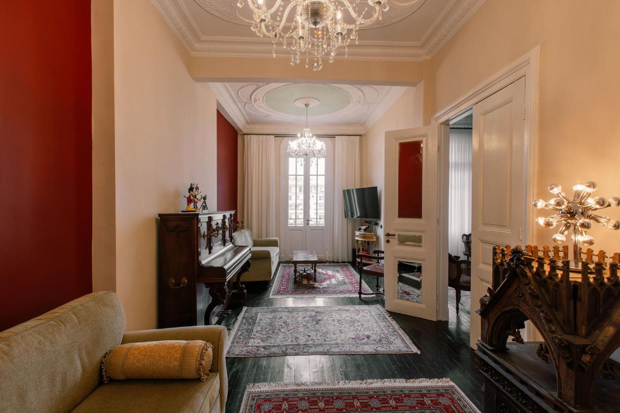 Historic Sea View Apartment, Downtown Thessaloniki