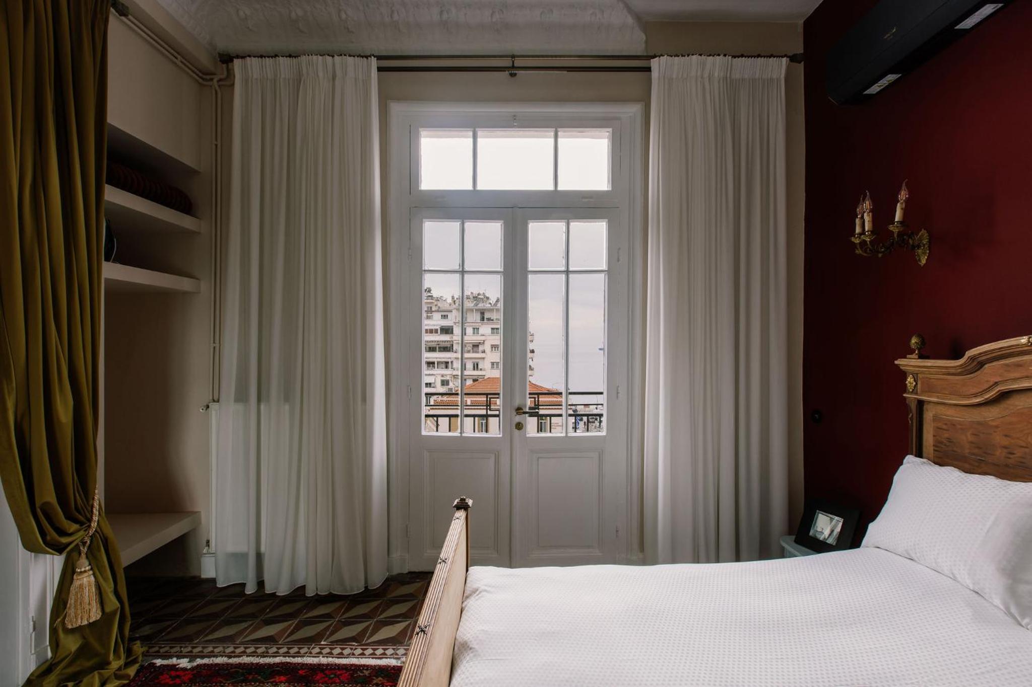 Historic Sea View Apartment, Downtown Thessaloniki