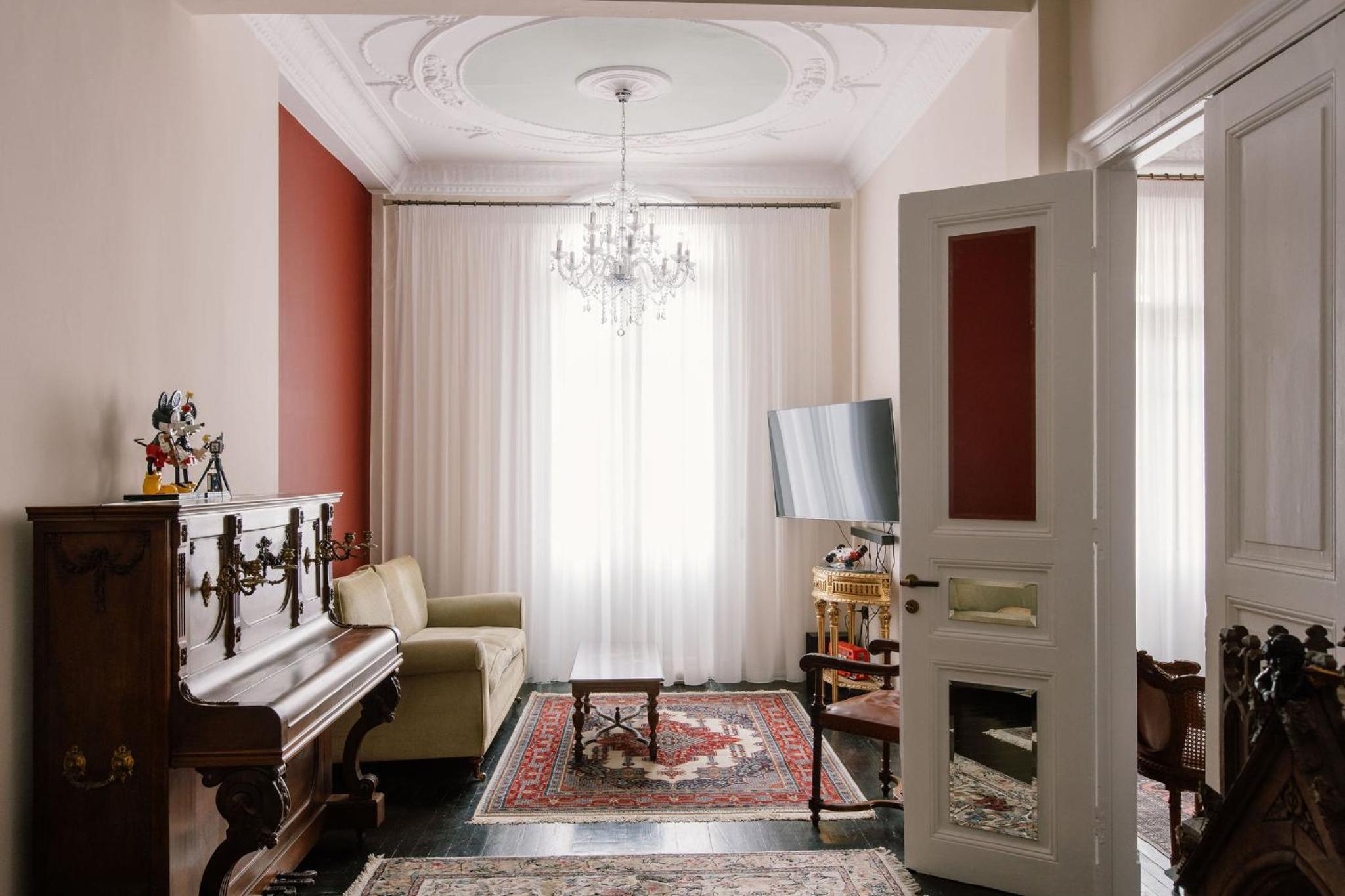 Historic Sea View Apartment, Downtown Thessaloniki