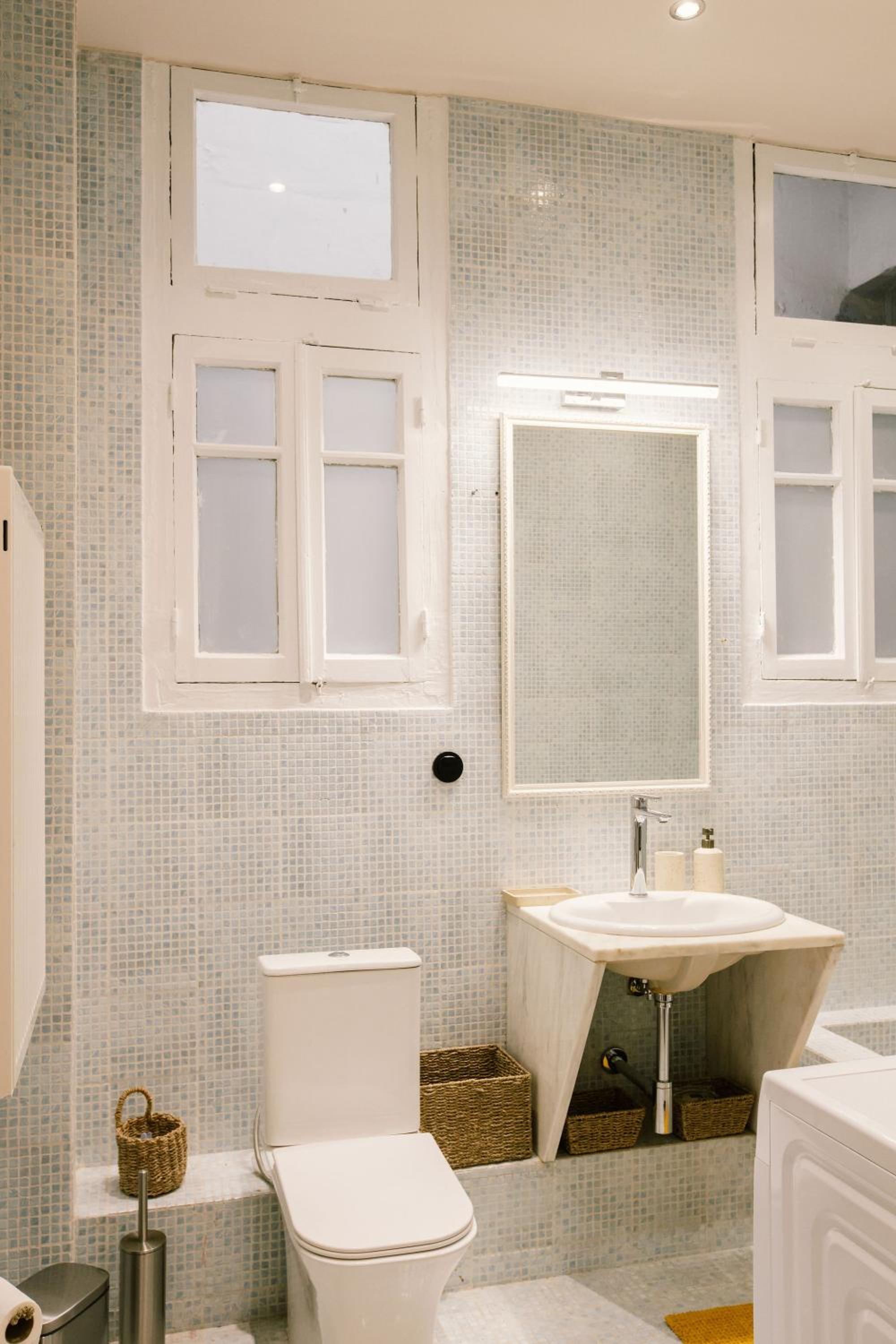 Historic Sea View Apartment, Downtown Thessaloniki