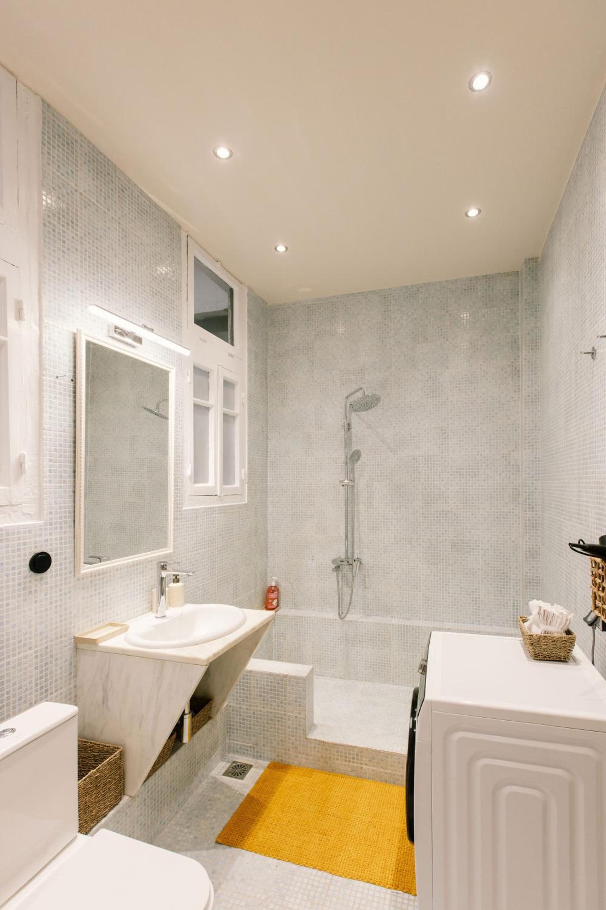 Historic Sea View Apartment, Downtown Thessaloniki