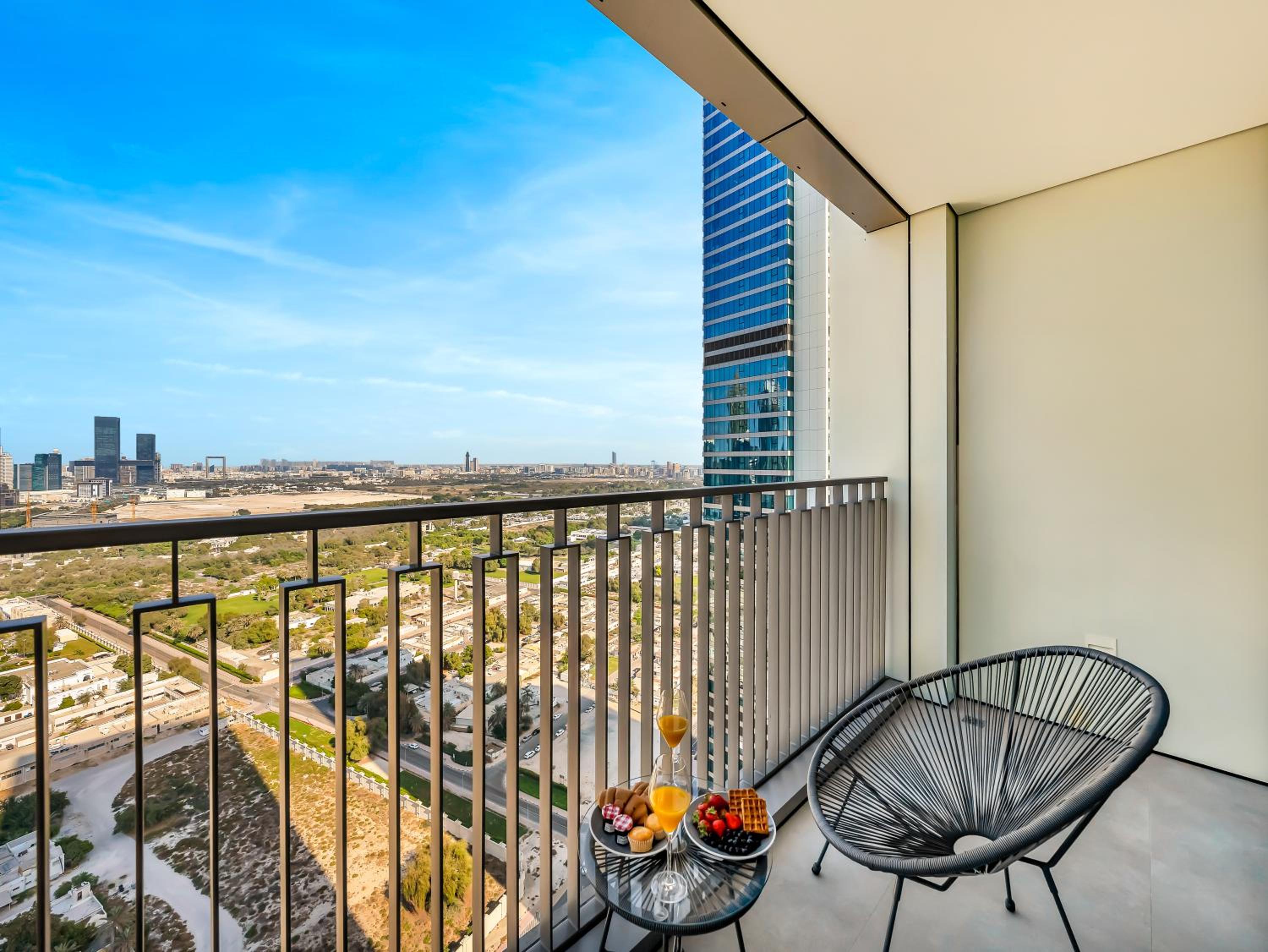 Royal Vista - Luxury 2BR Apartment at Downtown Views II - Downtown