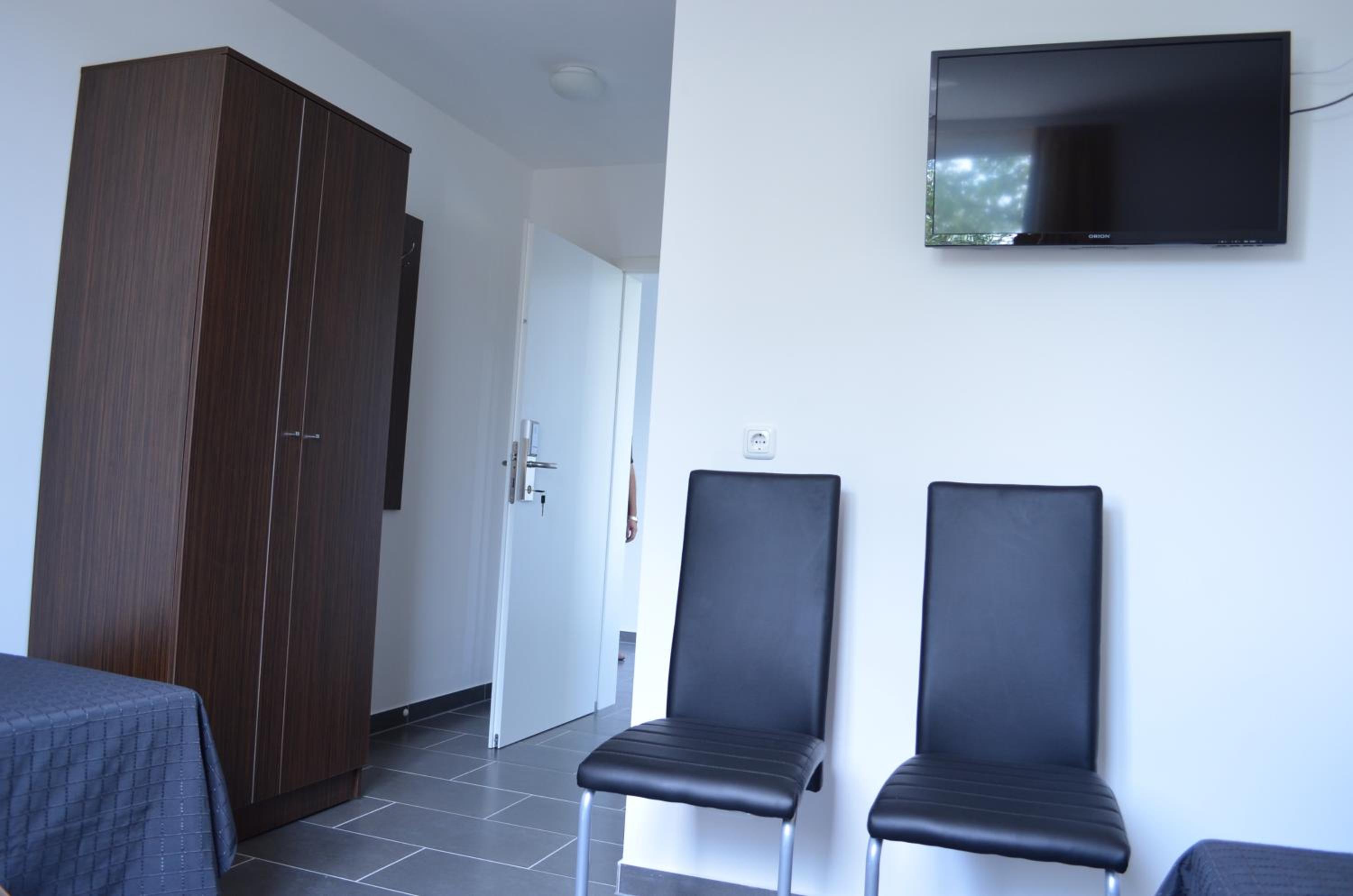 Zwei Raben Pension
