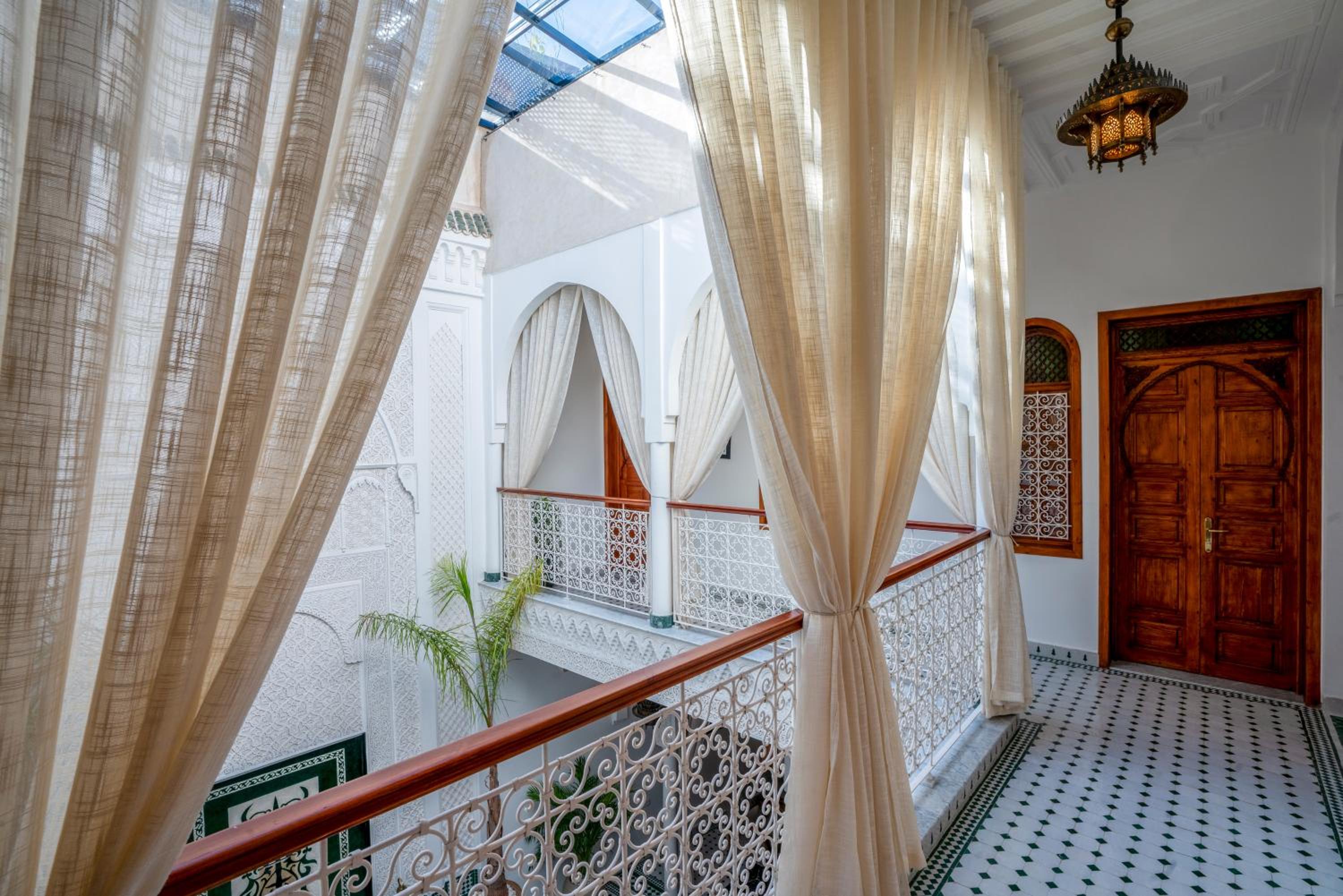 Riad Dar Al-Famila & Spa