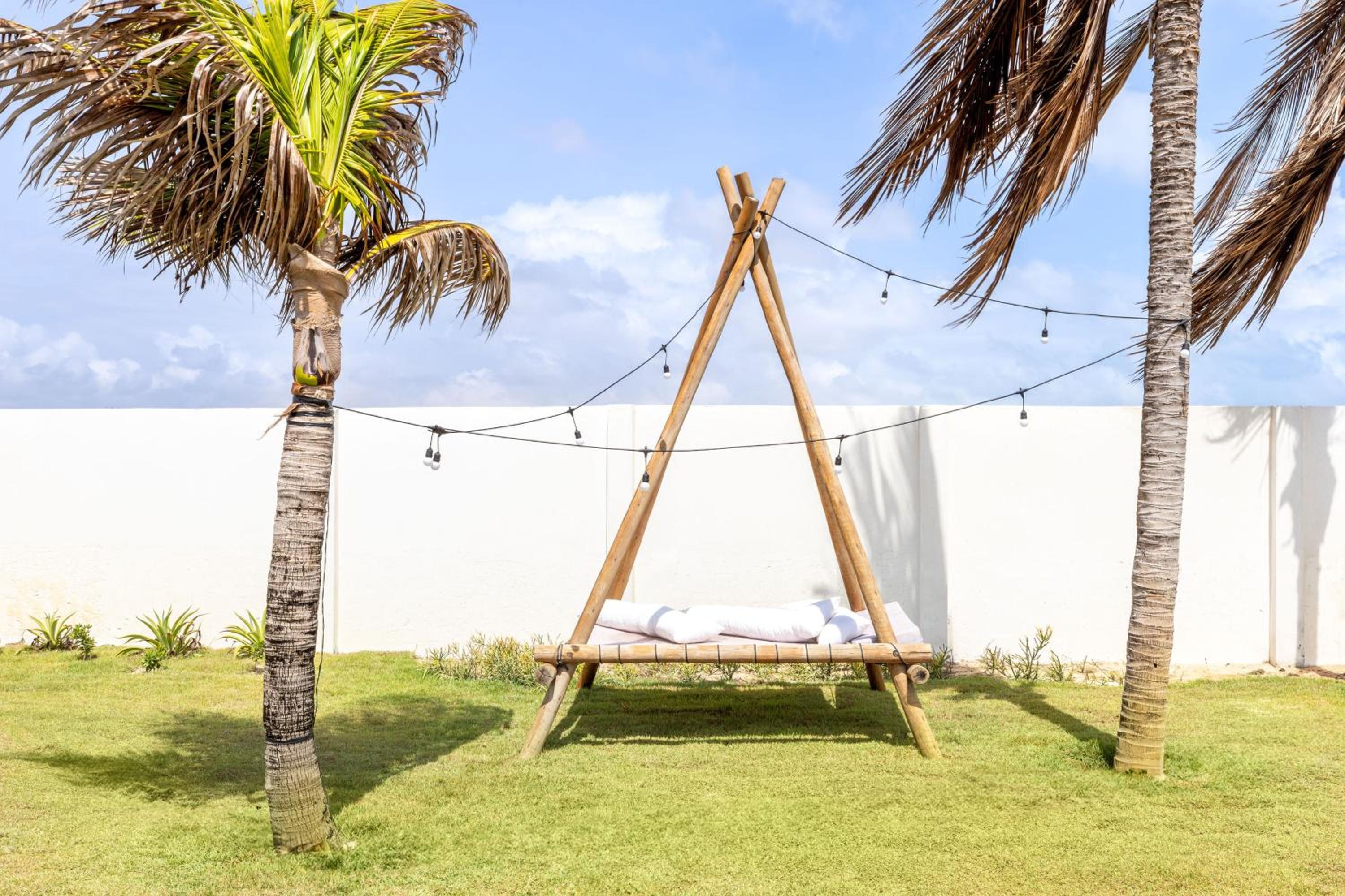 Kitesurfing Paradise, Beautiful Beach House