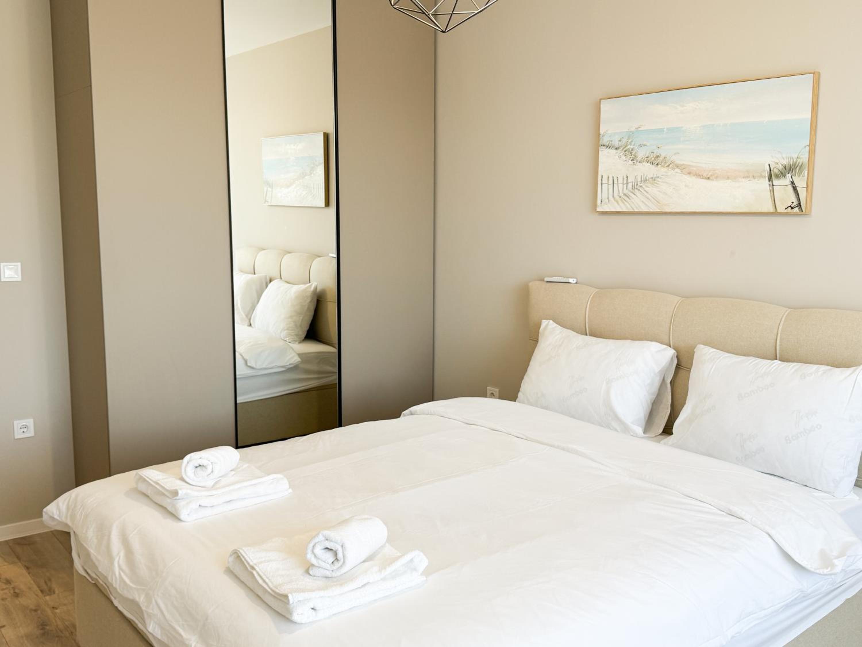 Modern & Spacious Two-Bedroom Apartment