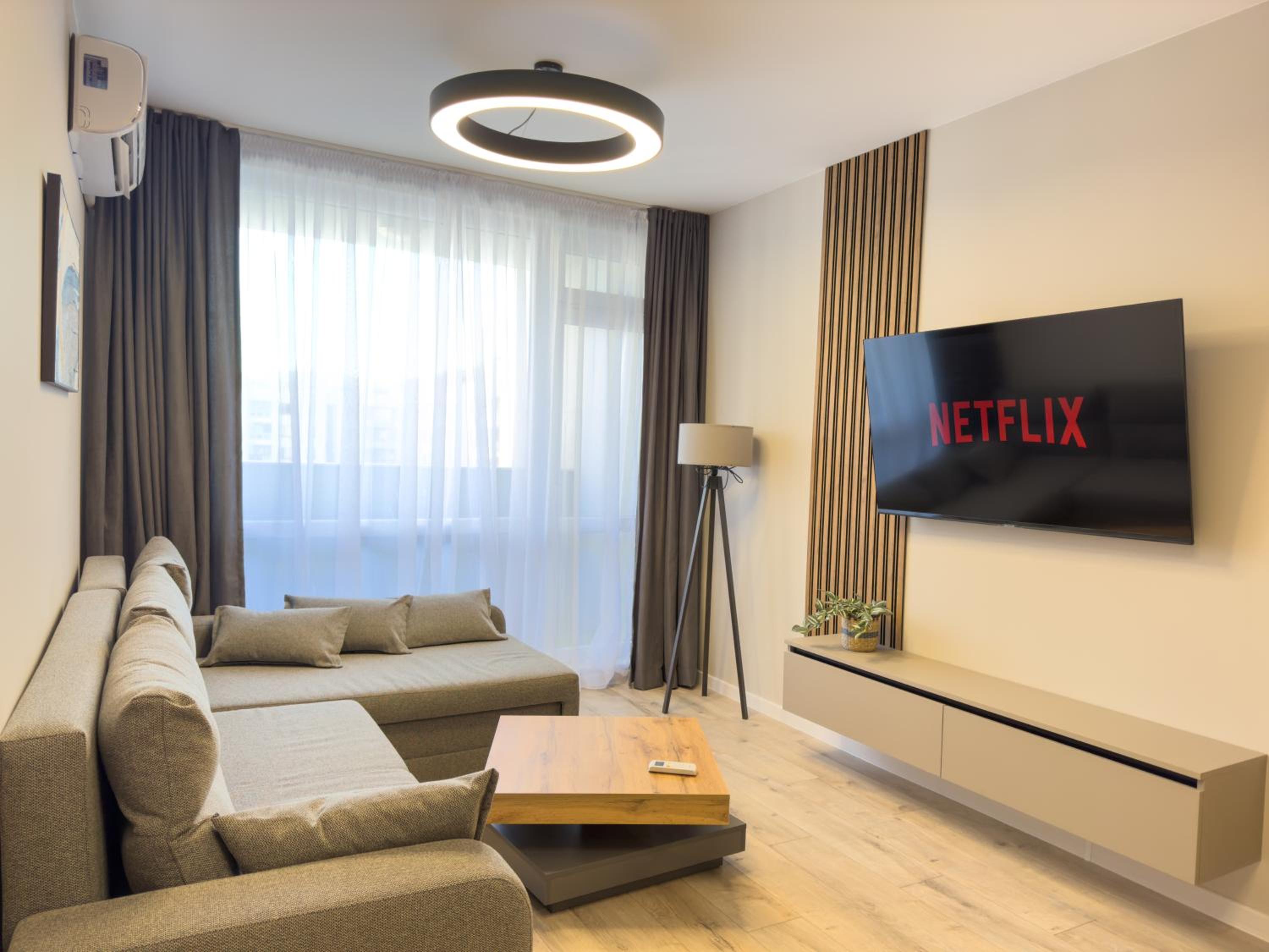 Modern & Spacious Two-Bedroom Apartment