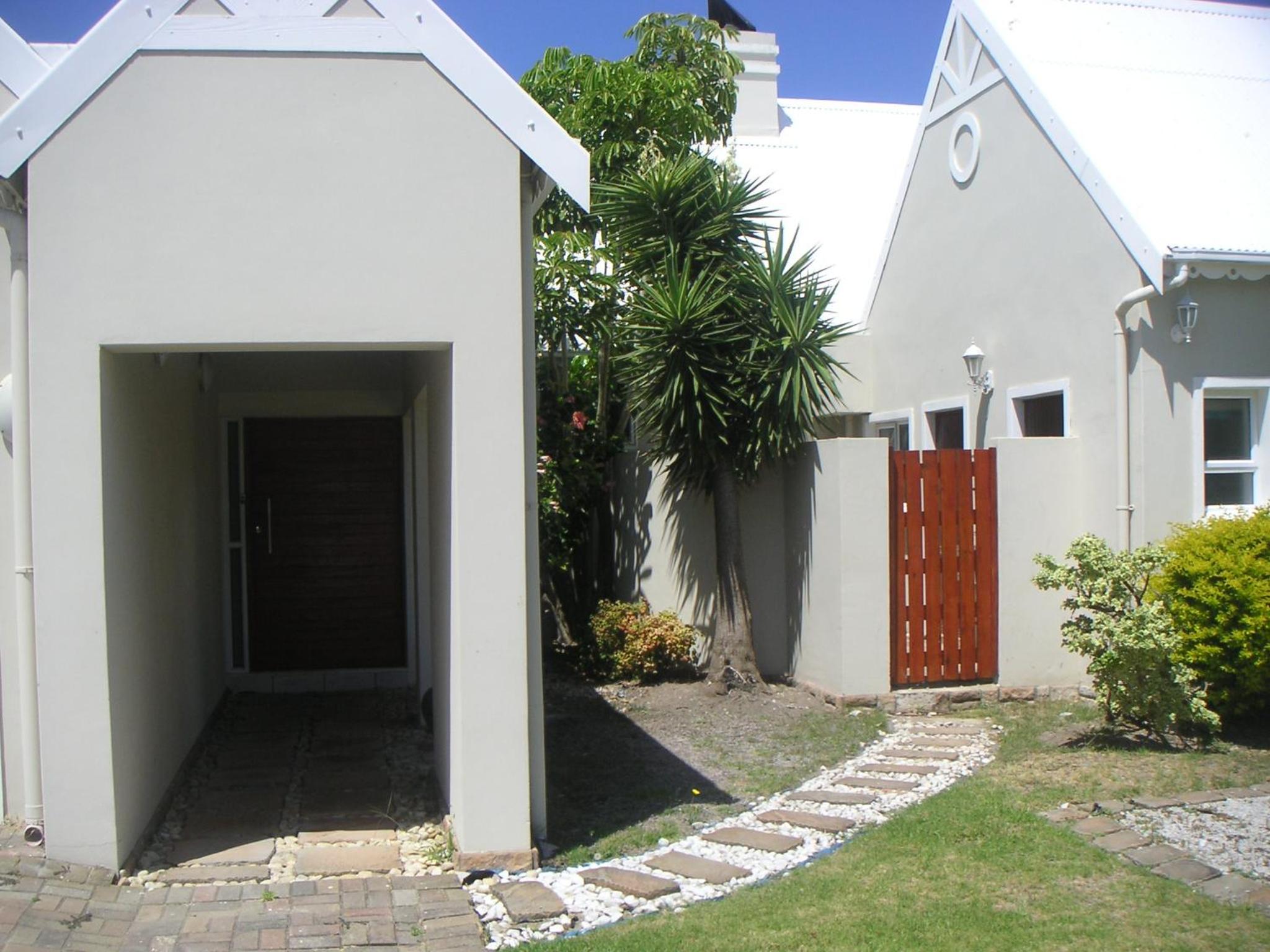 Waterside Living MM1297 view 3