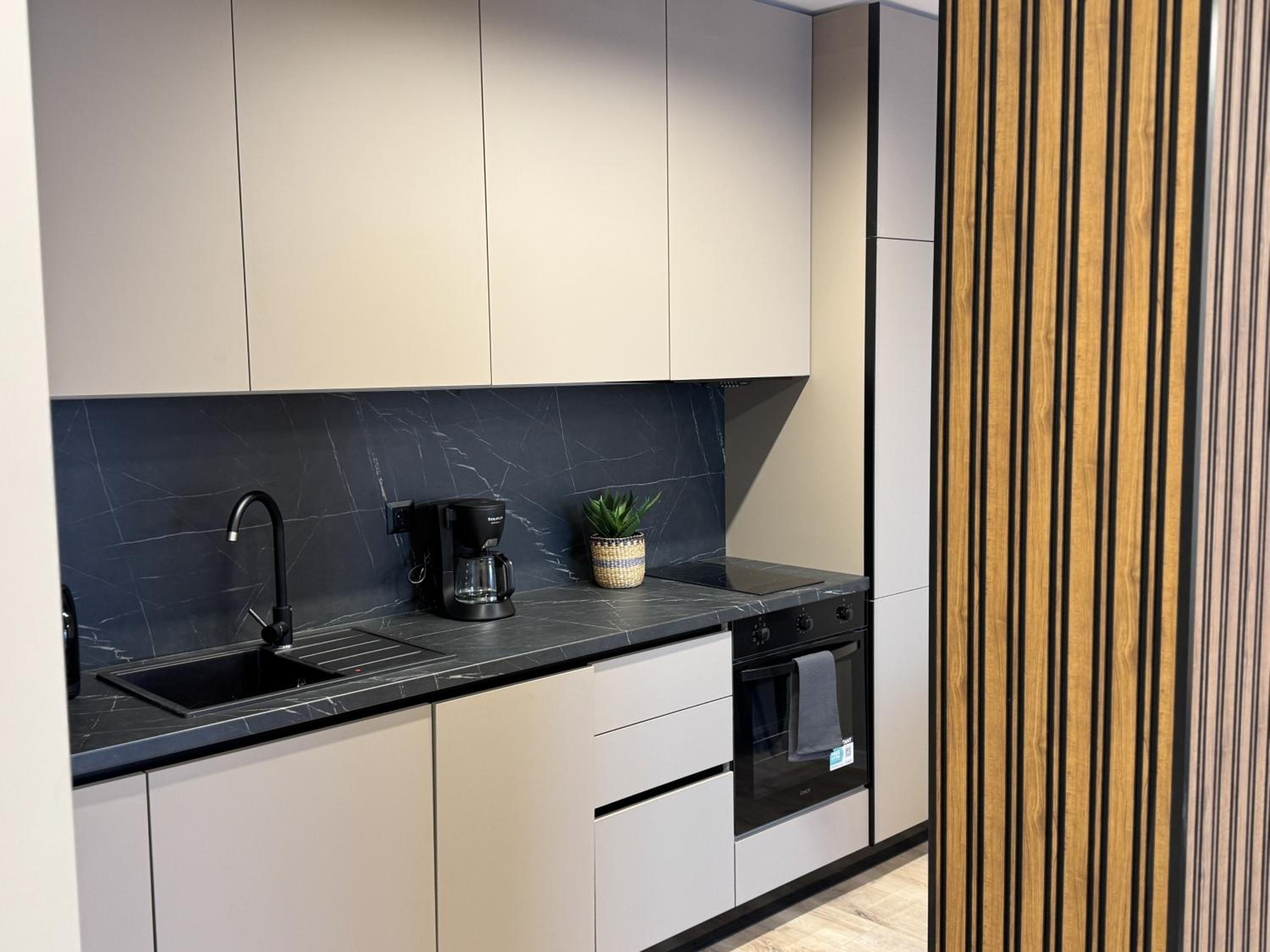Modern & Spacious Two-Bedroom Apartment