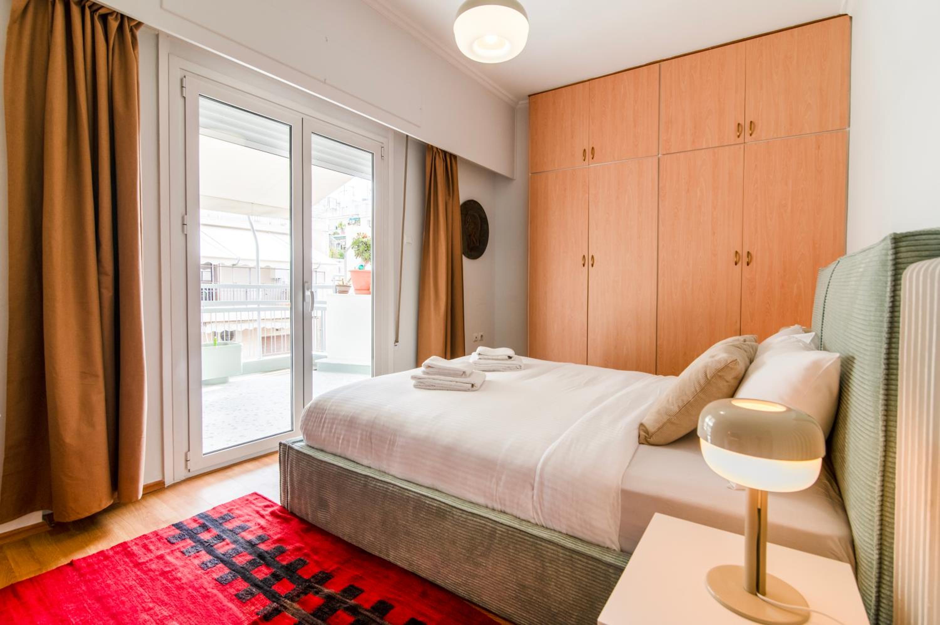 Stylish 2-Bedroom Apartment with Big Terrace in Athens